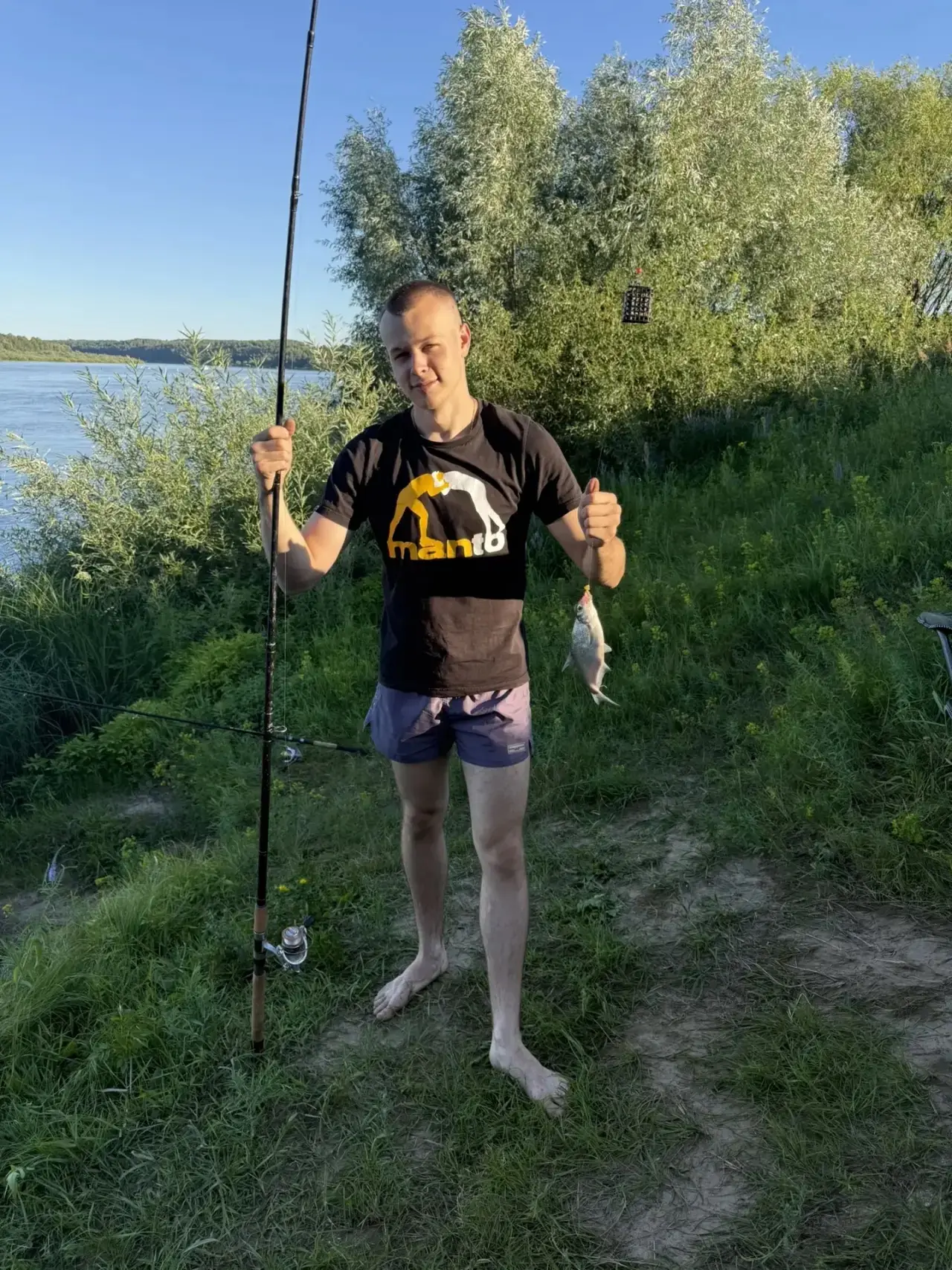 ⛱️☀️👙В рубрике «тренер в отпуске» Максим Щербаков. Тренировал баттерфляй — случайно ос...