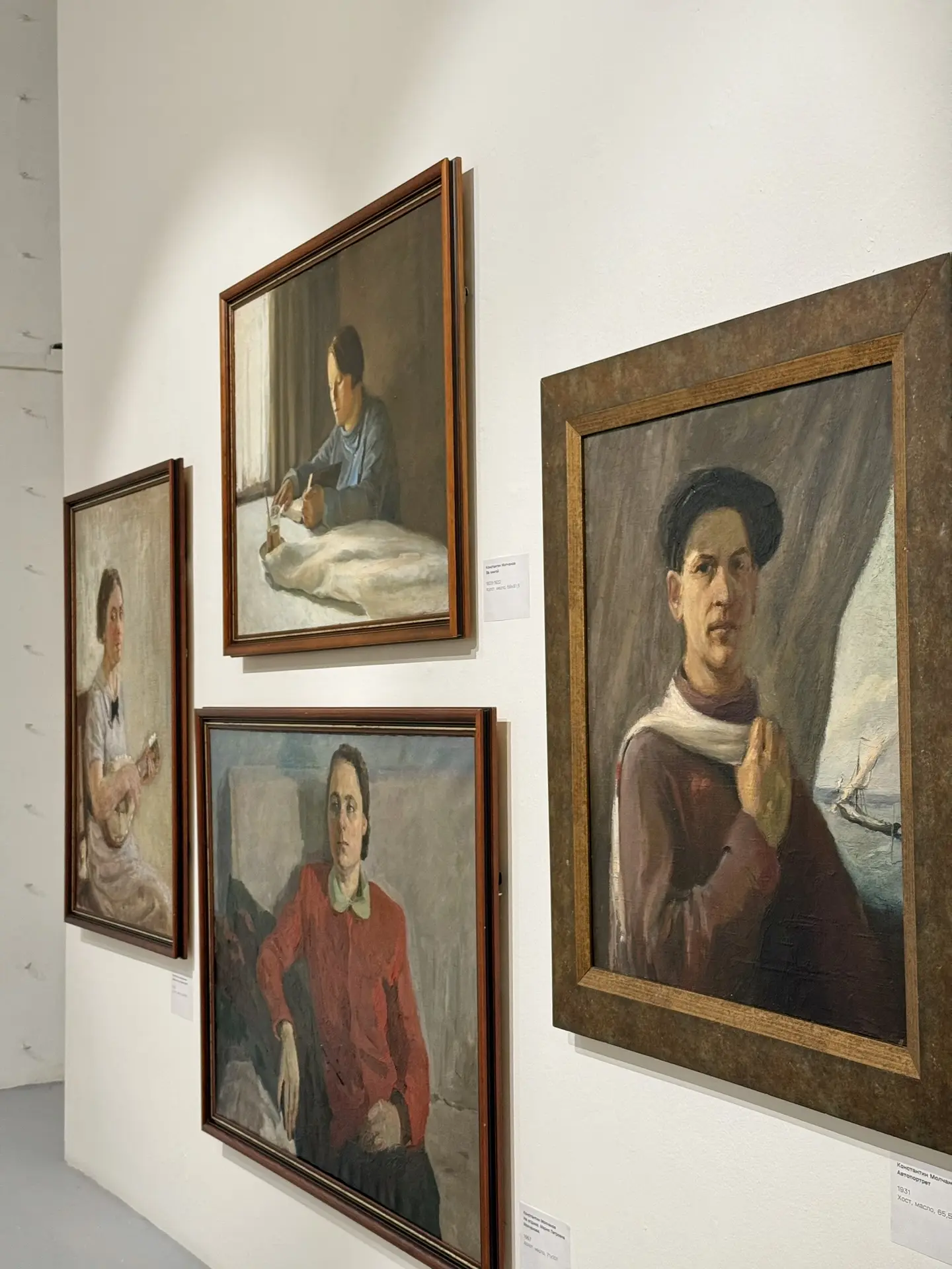 🖼️ Вдохновение из прошлого  Ученики художественного класса отправились на экскурсию в галерею «Беляе