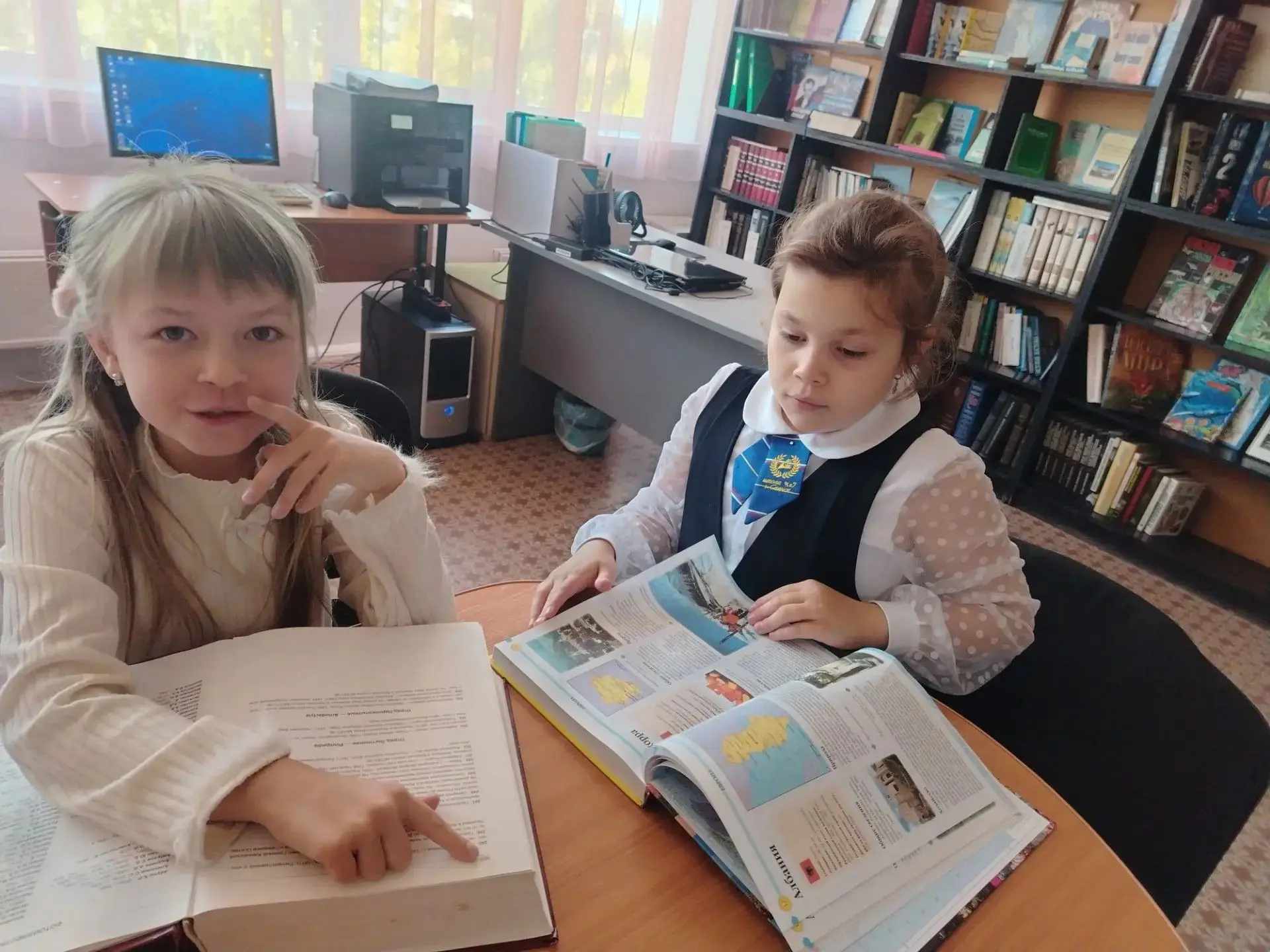 📚 Сегодня для учеников 2а класса урок чтения превратился в настоящее увлекательное пут...