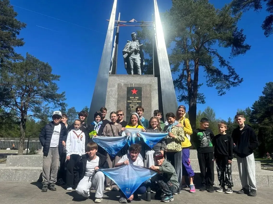 В честь великого Дня Победы состоялся массовый легкоатлетический забег, в котором актив...
