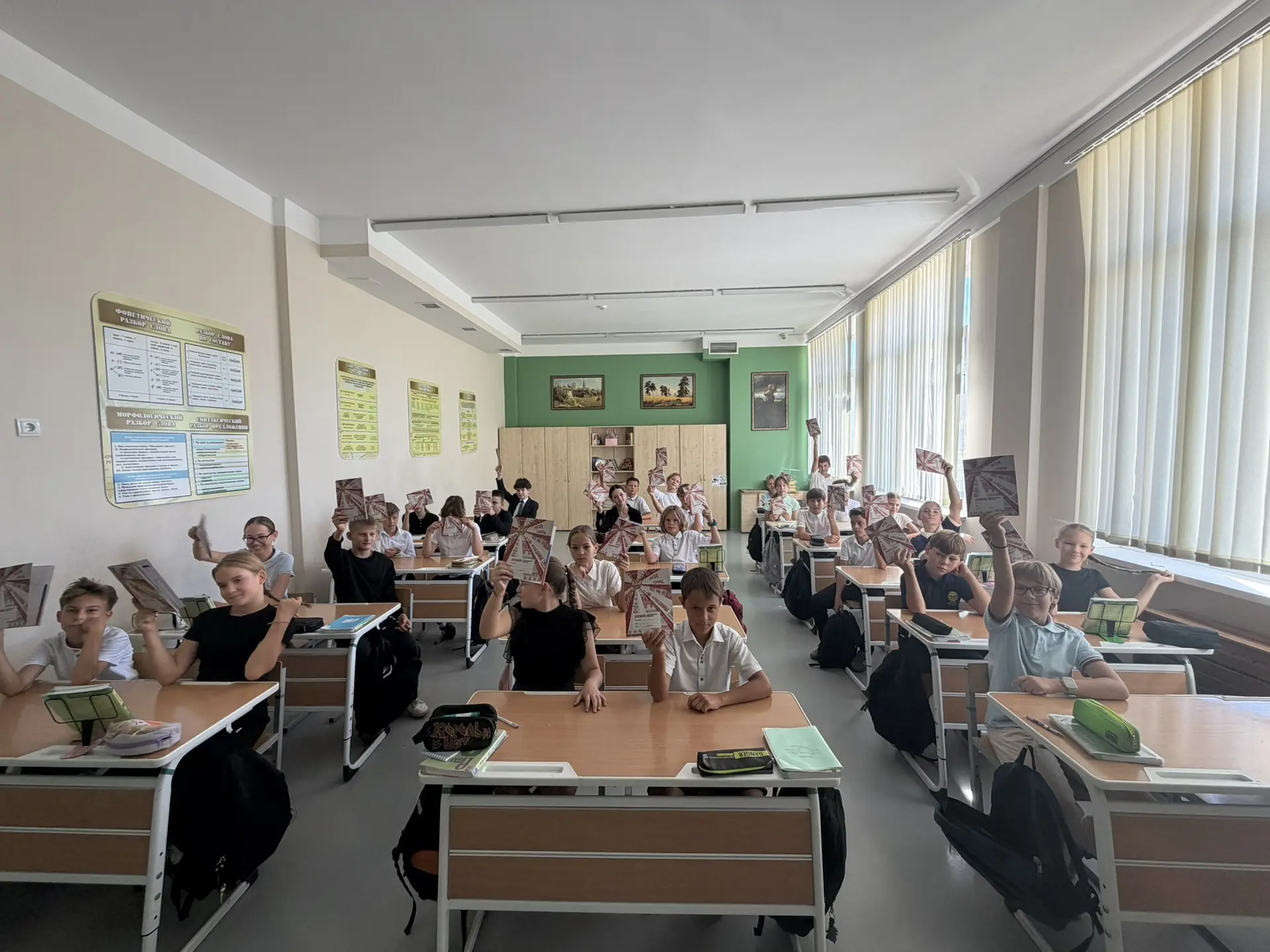 📚✨ Дневник севастопольского школьника уже у наших ребят!
