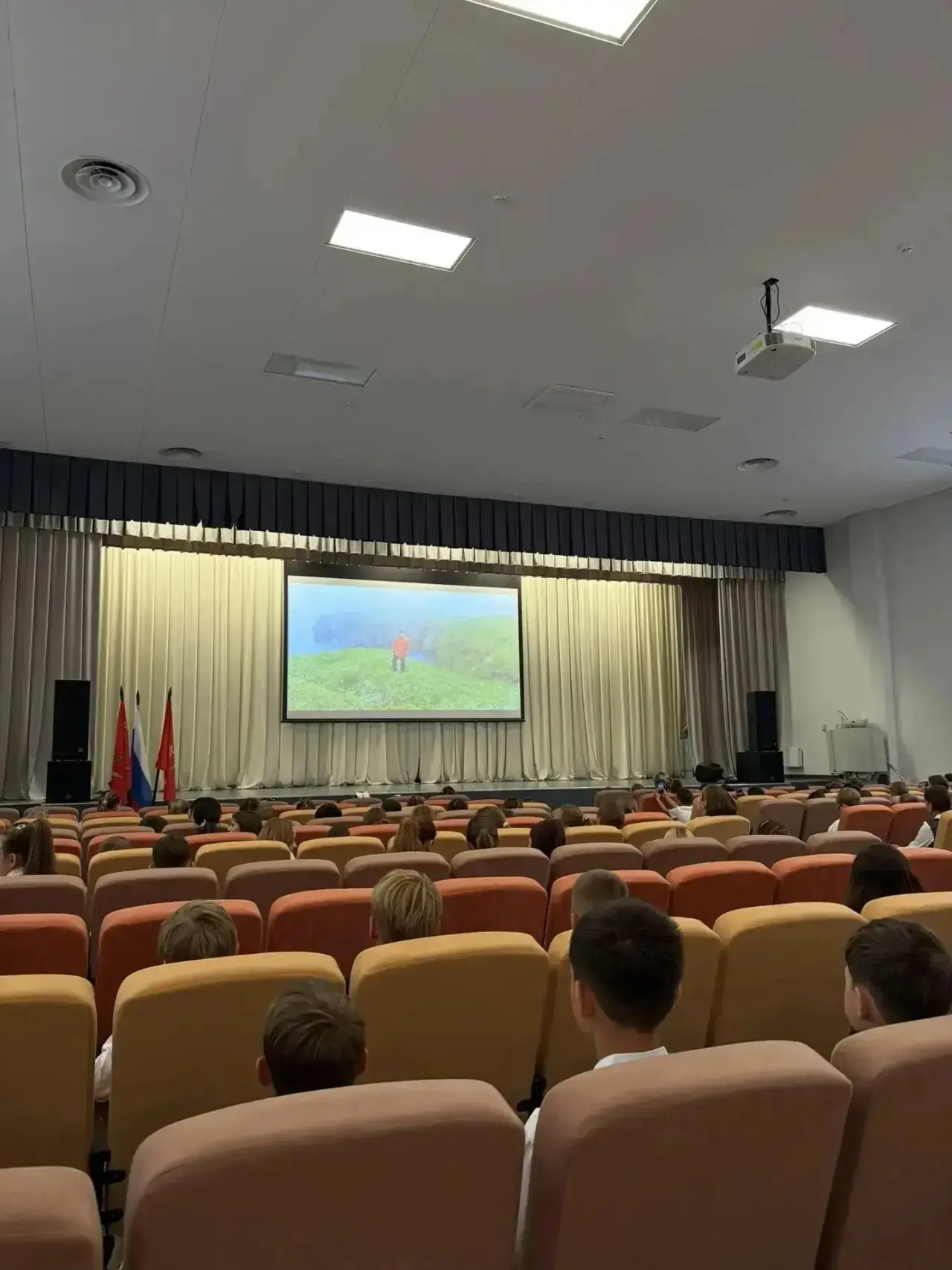 Сегодня в актовом зале прошёл просмотр двух серий документального цикла «Шумшу. Последн...