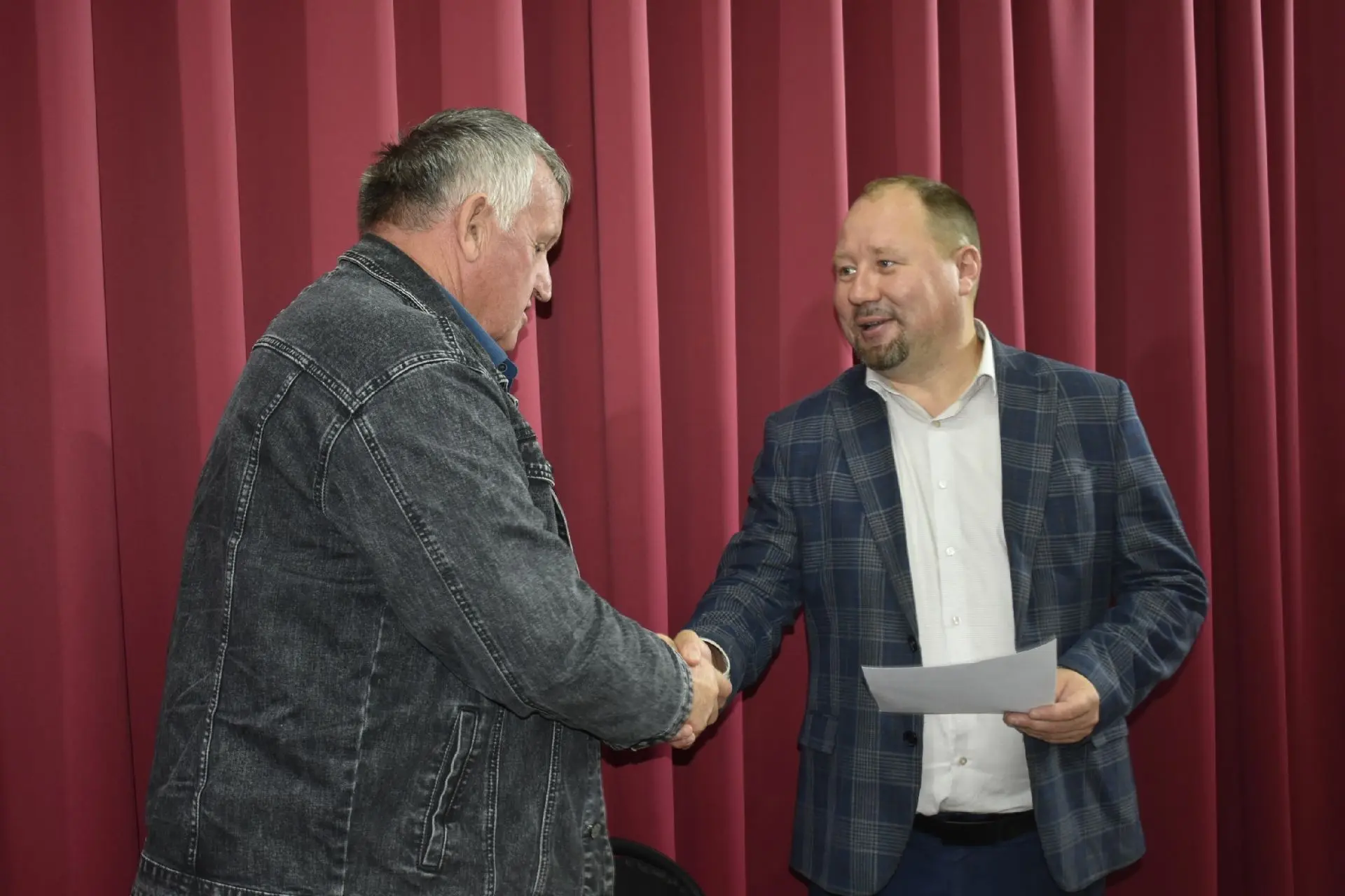 Глава района Дмитрий Кочетов провел встречи с жителями деревни Сухарево и села Галаново