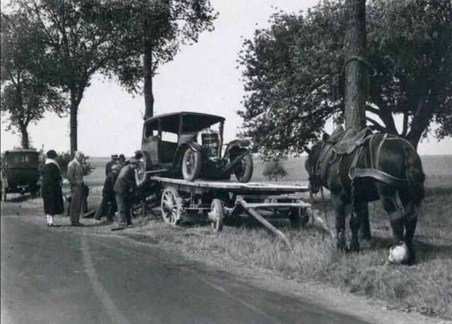 "Эвакуатор" образца 1920-х. Трасса Париж - Довиль 1927 год