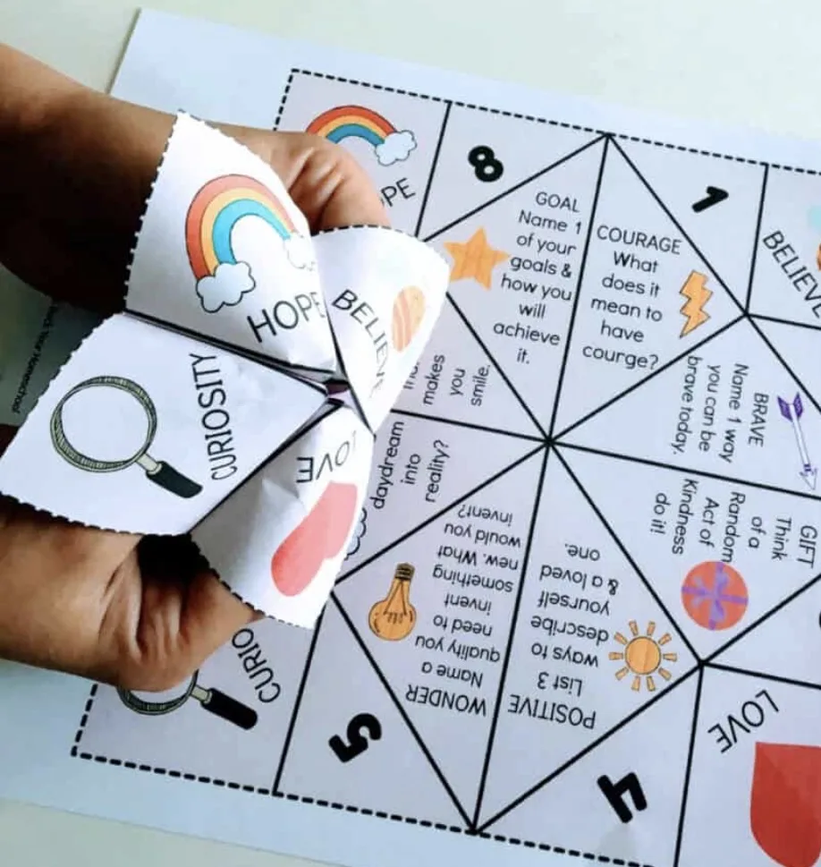 🌺Cootie Catcher🌺