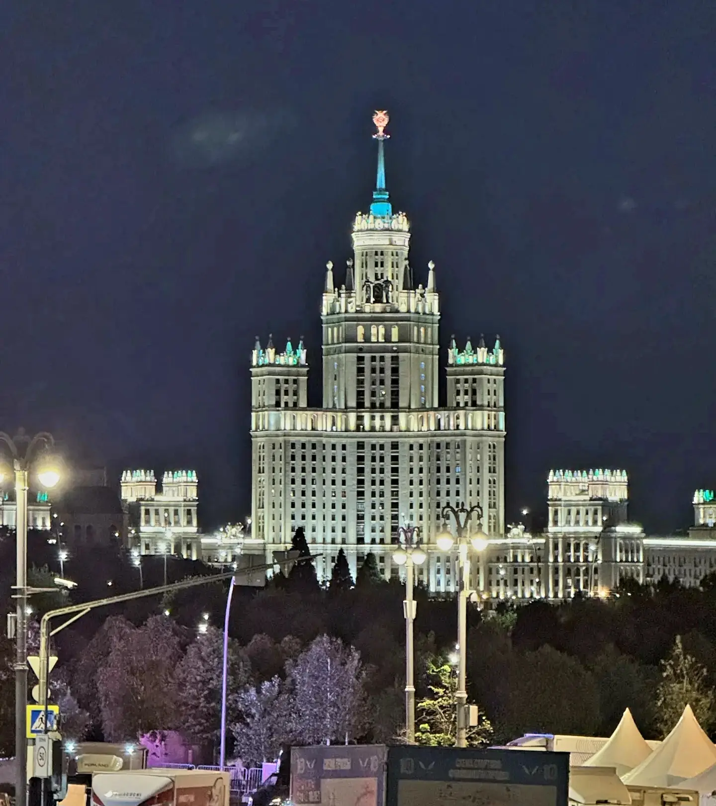 🌴 Лето близко: каждый третий россиянин уже пакует чемоданы!  По статистике рекрутинговых агентств, 6