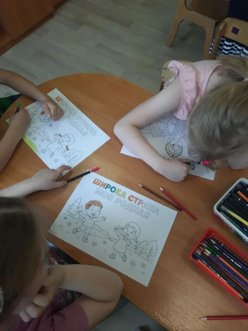 🇷🇺 С любовью к Родине: готовимся ко Дню России!
