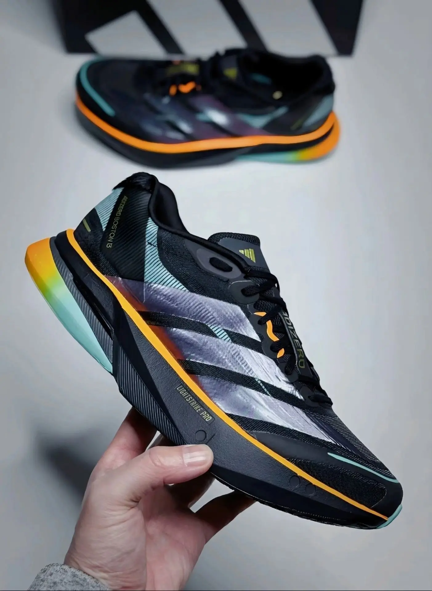 Кроссовки в наличии и под заказ 
Размеры и цену уточняйте max.ru/maxsportshop

Больше товаров по ссы