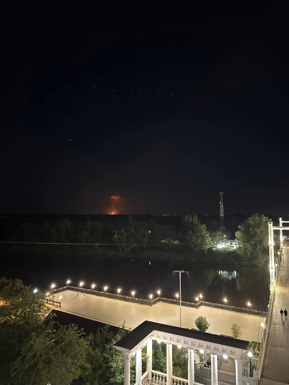 Что-то сильно горит дальше Южного, за Экодолье
