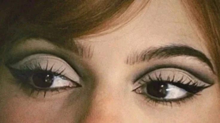Vintage makeup — это не просто косметика из прошлого, а целая эстетика, которая черпает...