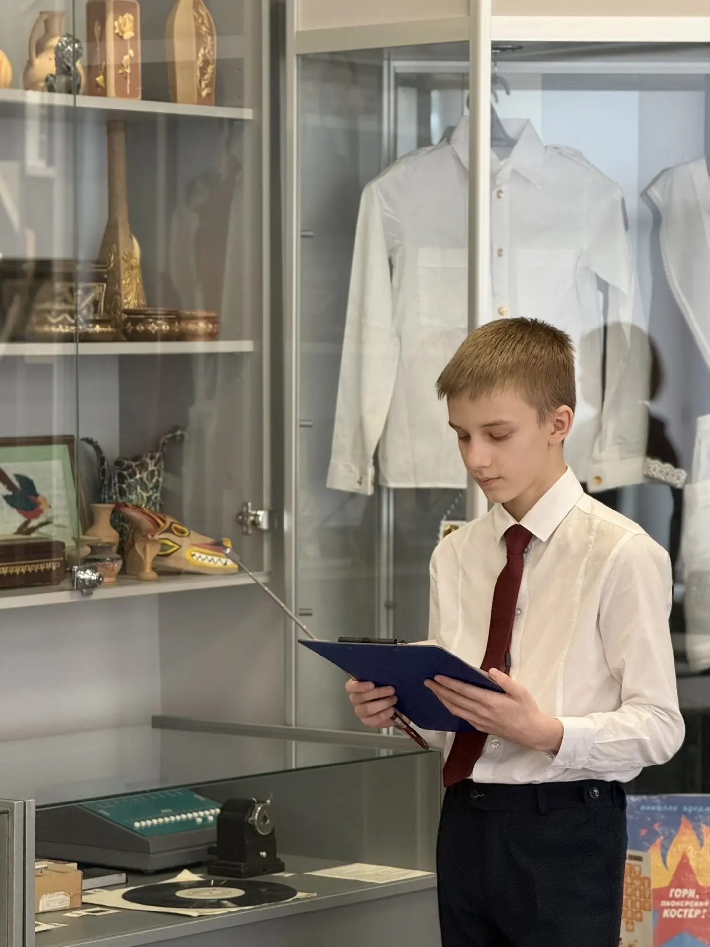 🎤🏛 Юные экскурсоводы — в числе лучших!  В феврале стартовал городской конкурс «Юный экскурсовод школ