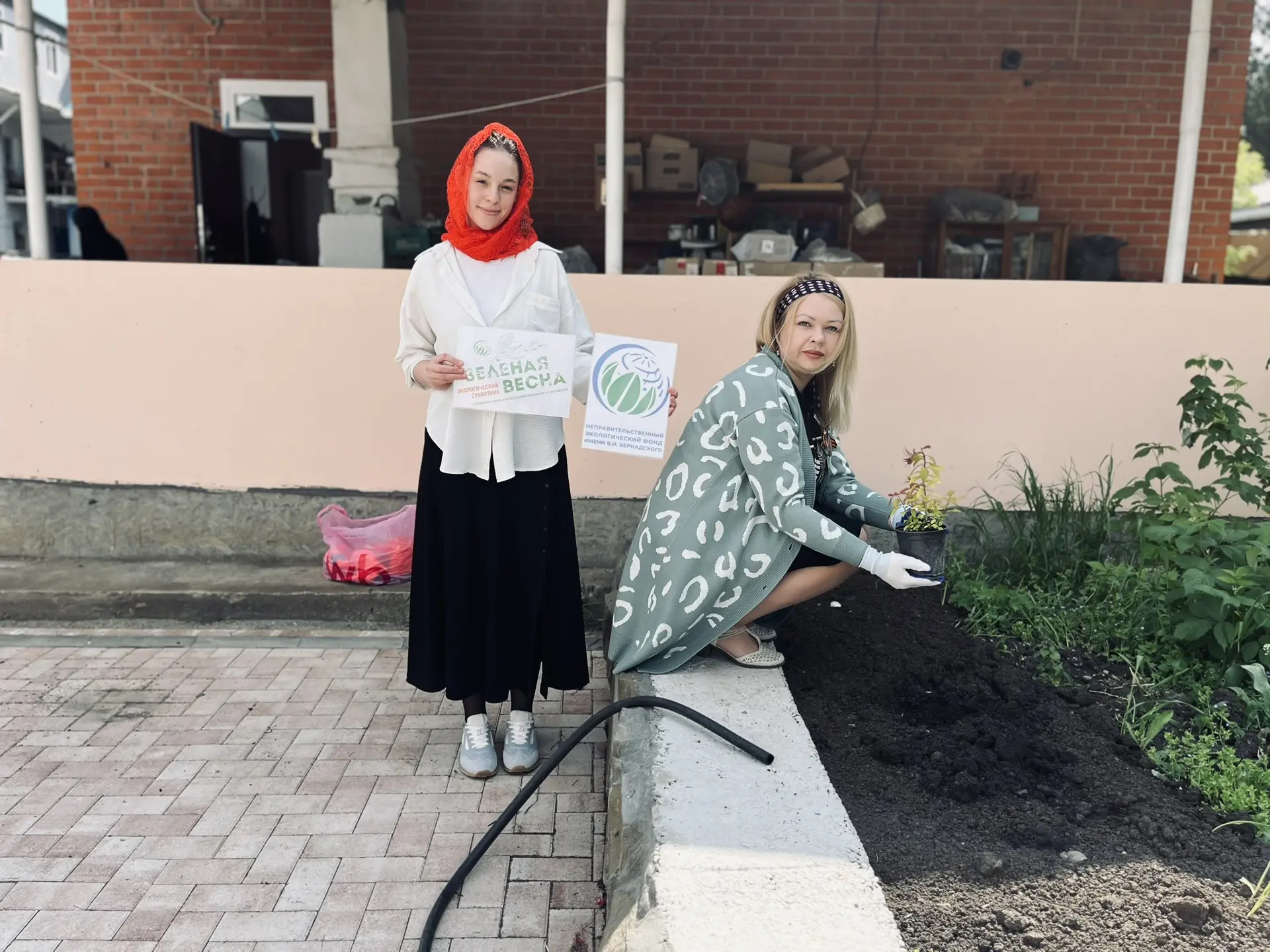 🌿 Добрые дела студентов Кореновского политехнического техникума  Наши студенты приняли участие во вс