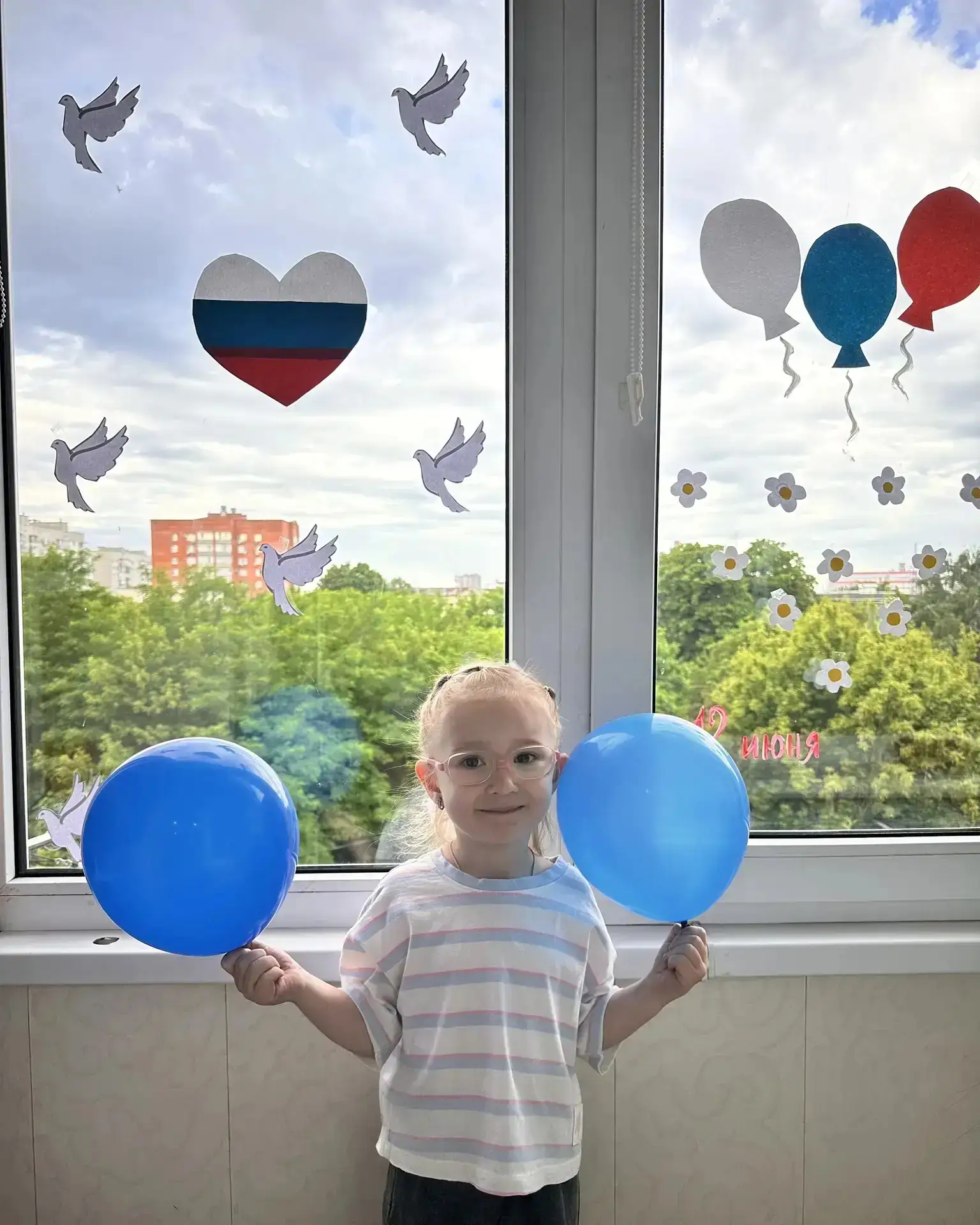 Участники Всероссийской акции " Окна России"
Воспитанники 2-ой младшей группы N19