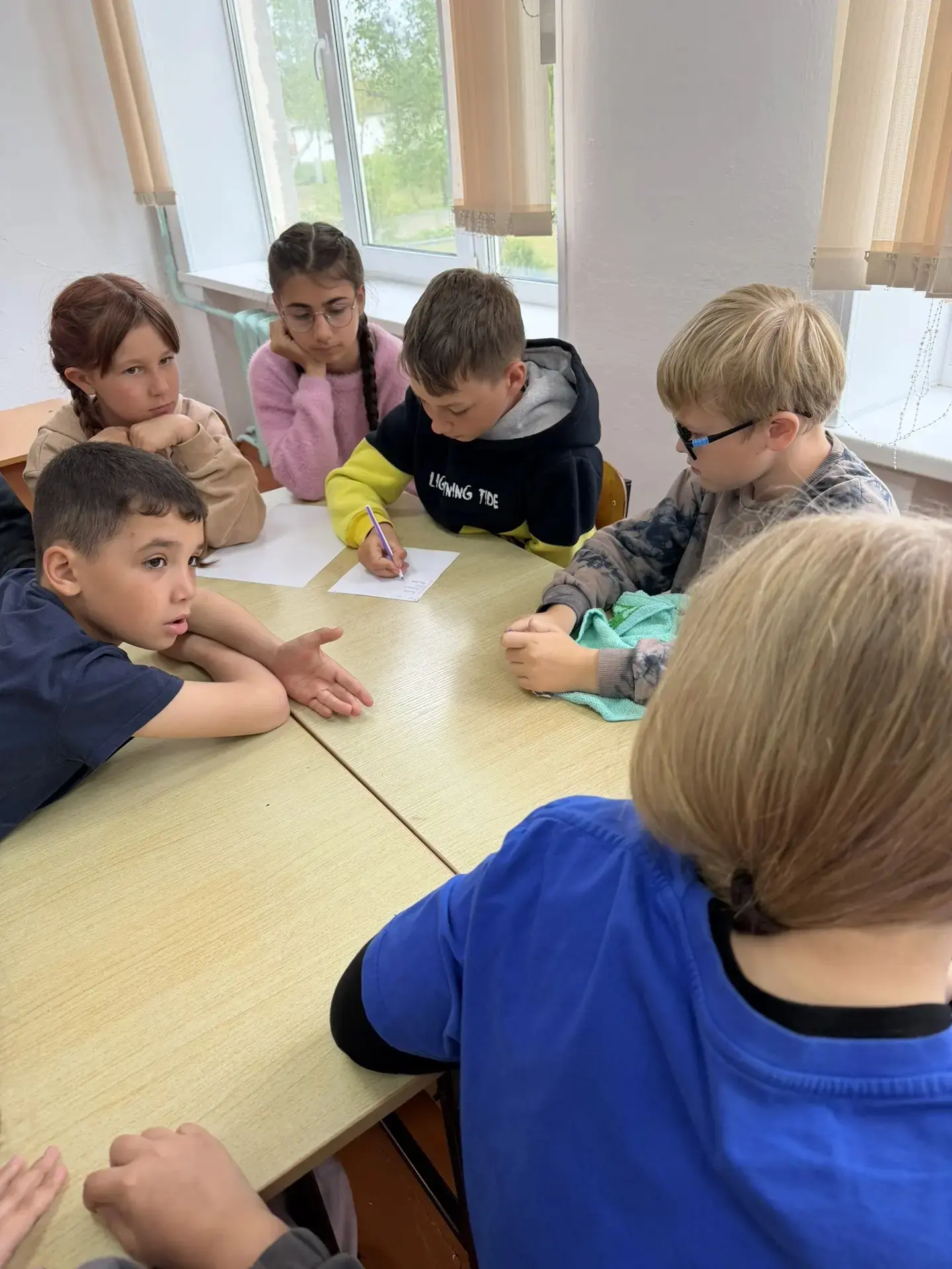 В нашем лагере 🏡 сложилась прекрасная традиция: участники Движения первых организуют для ребят меро