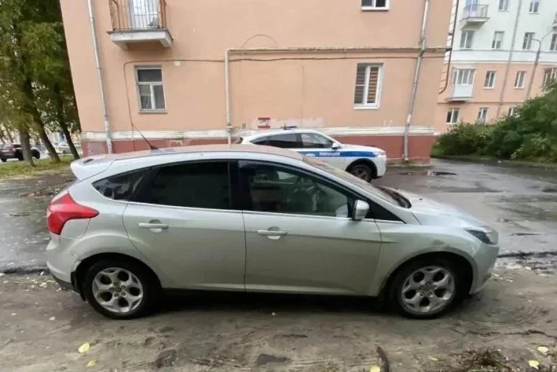 В Северодвинске на улице Ломоносова водитель автомобиля Ford сбил четырехлетнюю девочку...