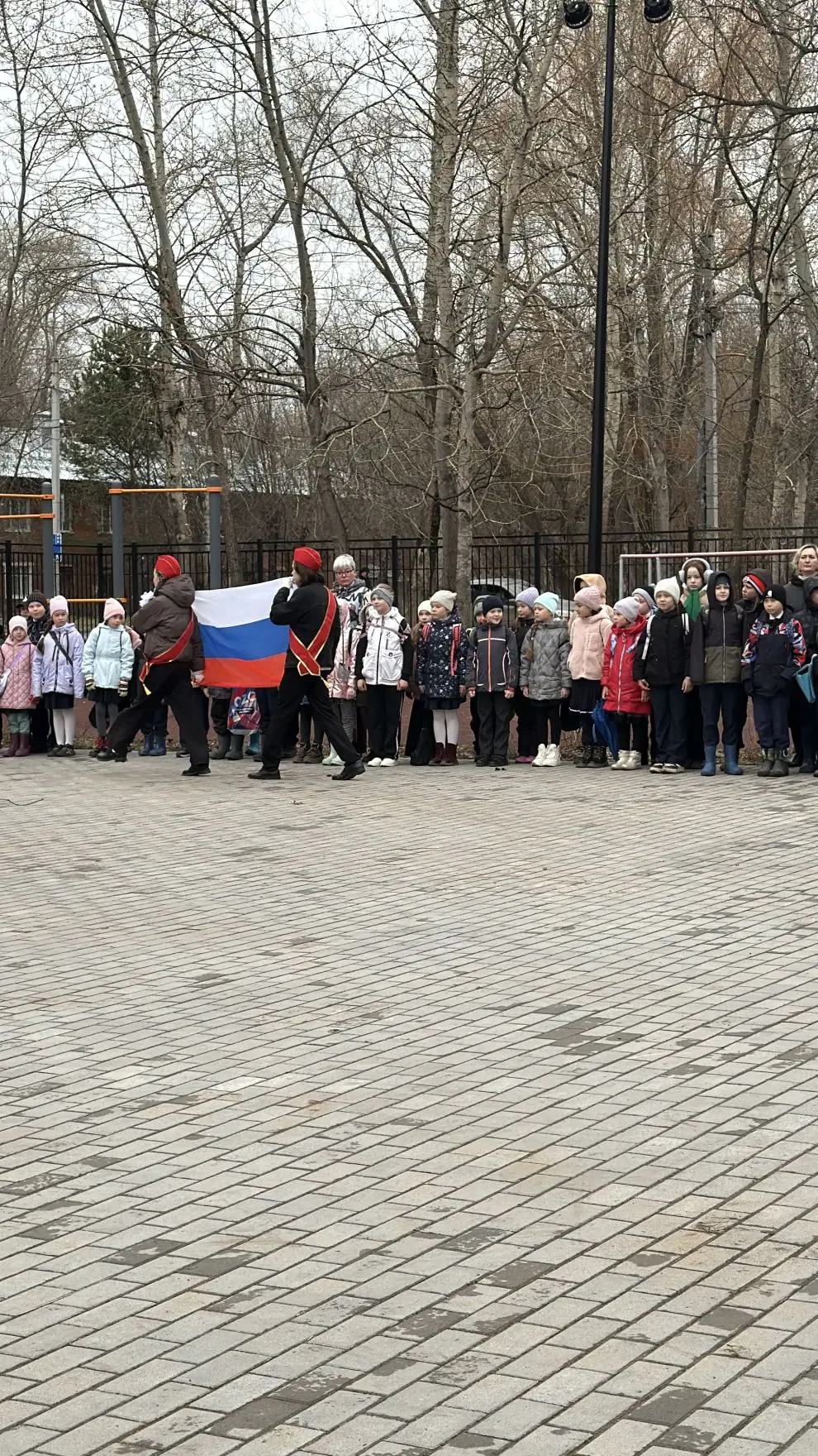 🎉Школа  вновь распахнула двери после капремонта  🇷🇺Сегодня после масштабного капитального ремонта от