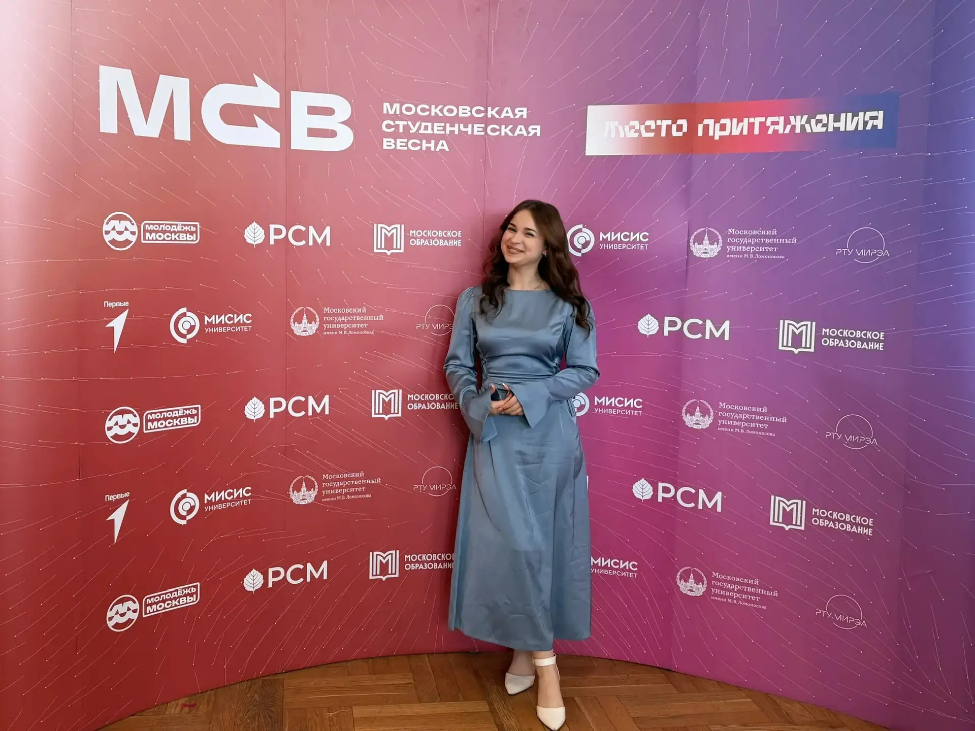 Пока все решают черновик или чистовик, студенты МК 7 выступают на сцене фестиваля Московская студенч