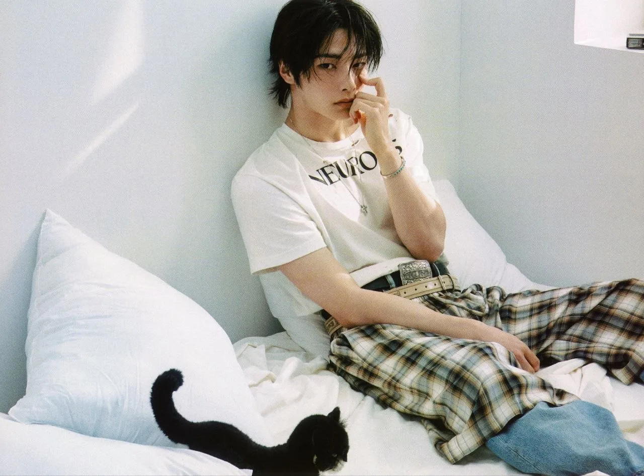 I.N × Cosmopolitan🕯️