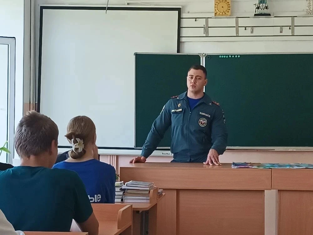🚒Встреча с сотрудником МЧС
