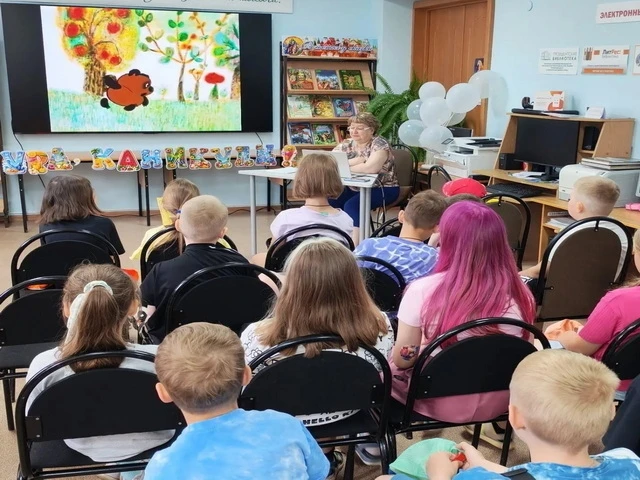 Сказочные объяснялки

Сказки любили во все времена, их любят одинаково дети и взрослые. Сказки учат 