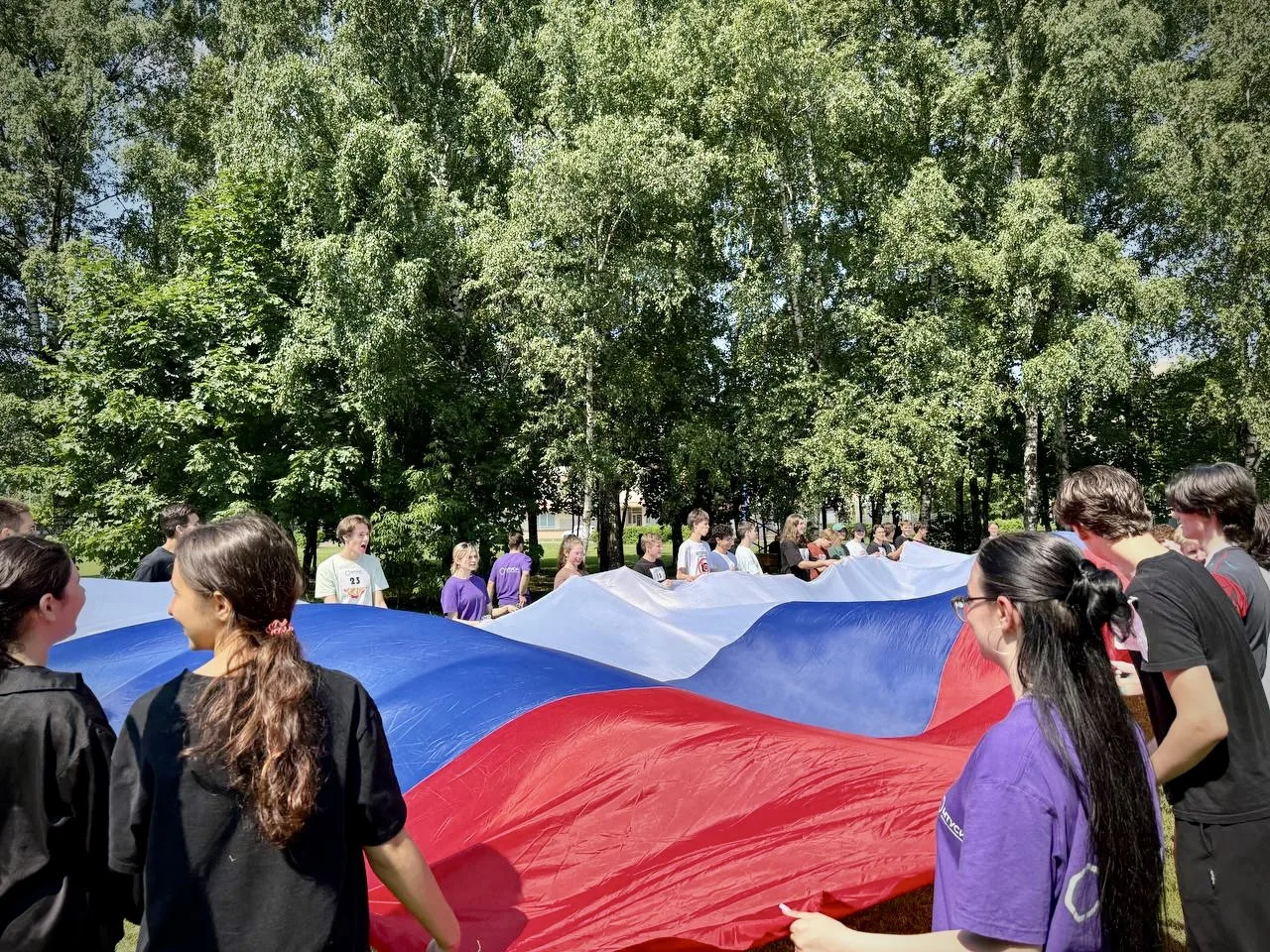 #кт_мтуси🎓

11 июня в преддверии Дня России студенты 1 курса Колледжа телекоммуникаций МТУСИ принял
