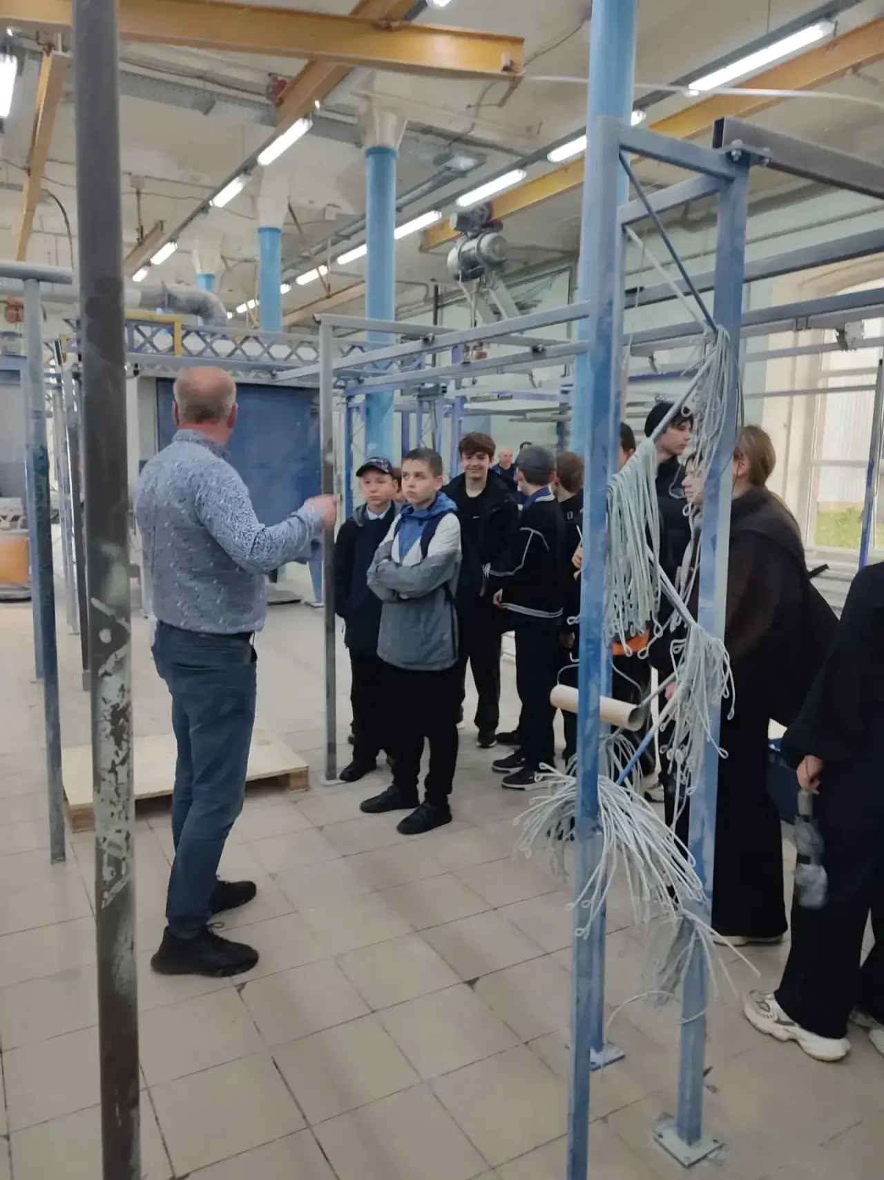 В рамках Всероссийской профориентационной недели 6 октября учащиеся 7А класса побывали ...