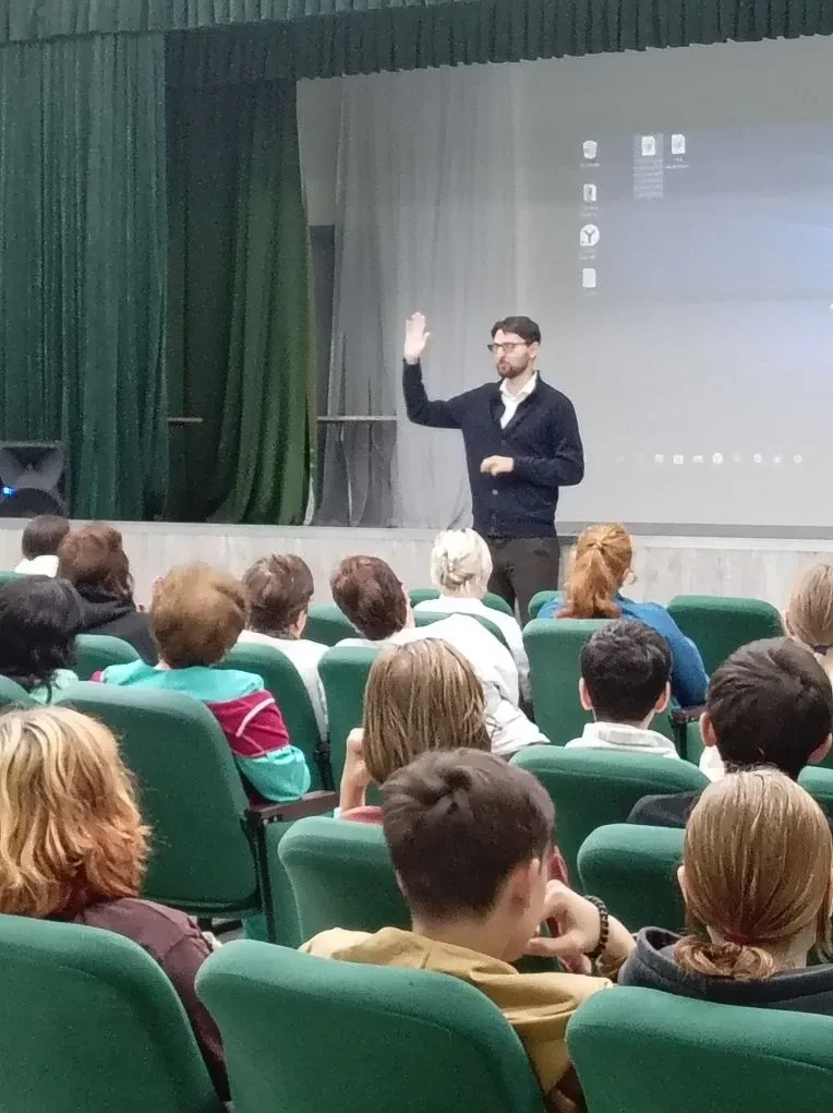 Сегодня директор Школы медиаграмотности Кубани, член Общественной палаты Краснодарского...