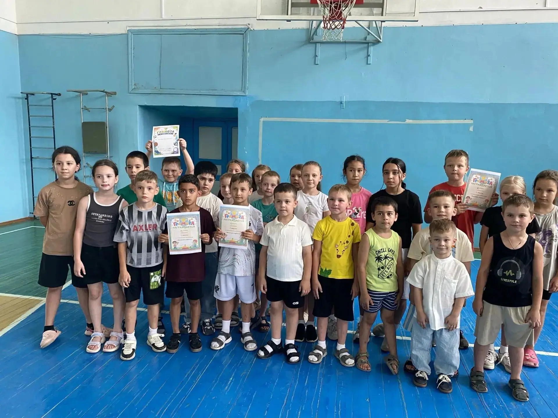🤗Сегодня в нашем пришкольном лагере прошло долгожданное спортивное событие — «Весёлые старты». В эт