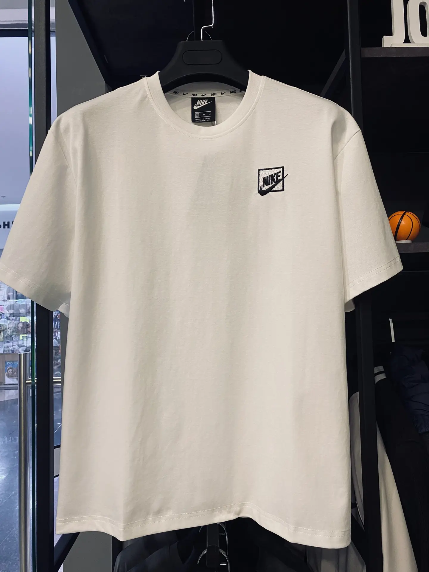 ❤️‍🔥Футболка NIKE❤️‍🔥

☑️Материал: х/б
☑️Размеры: 46, 48, 50, 52, 54, 56

Цена - 1900 р. 

⚫️Quali