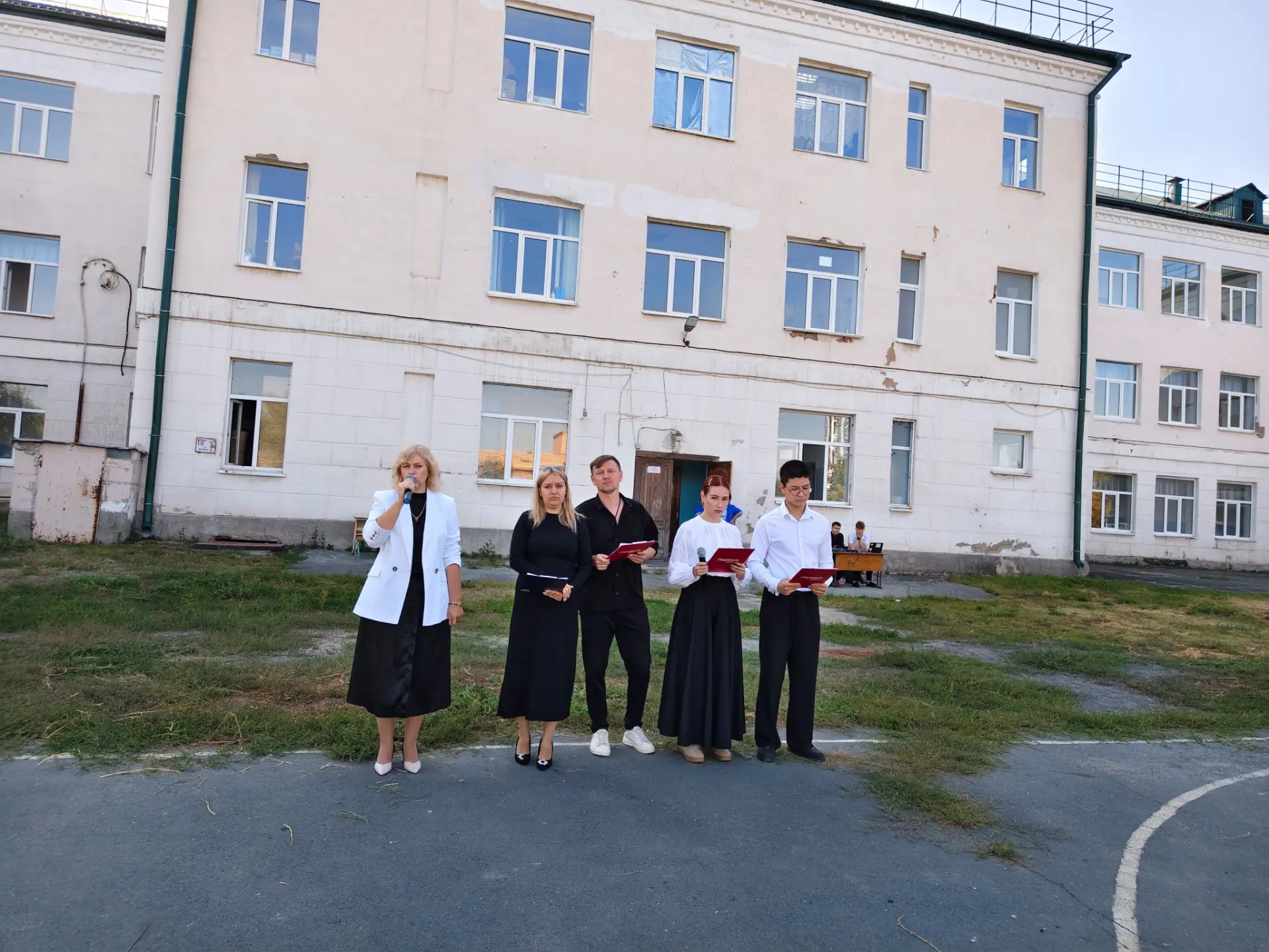 🕊️ 3 сентября в нашей школе состоялась акция, посвящённая Дню солидарности в борьбе с ...