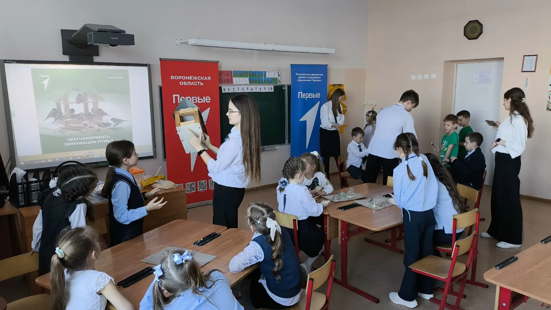 ⭐🐦 Активисты первичного отделения МКОУ Бутурлиновская СОШ "Творцы перемен" провели замечательный эко