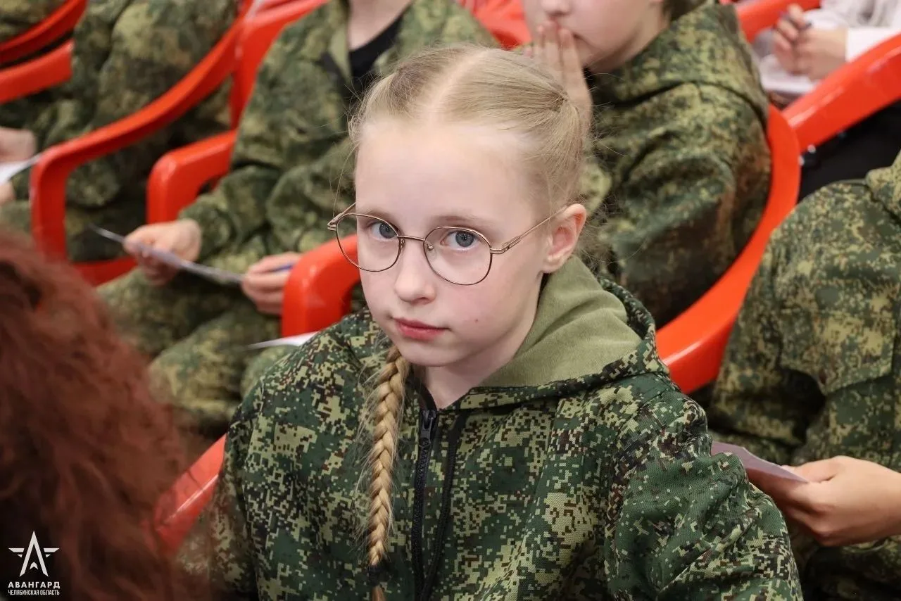 Леночка у нас сейчас в Чебаркуле со своей командой Росичи.

 Сегодня уже третий день соревнований "З