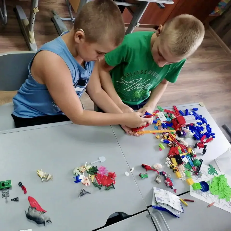 🧱 Когда за окном дождь — самое время для LEGO! 🌧️