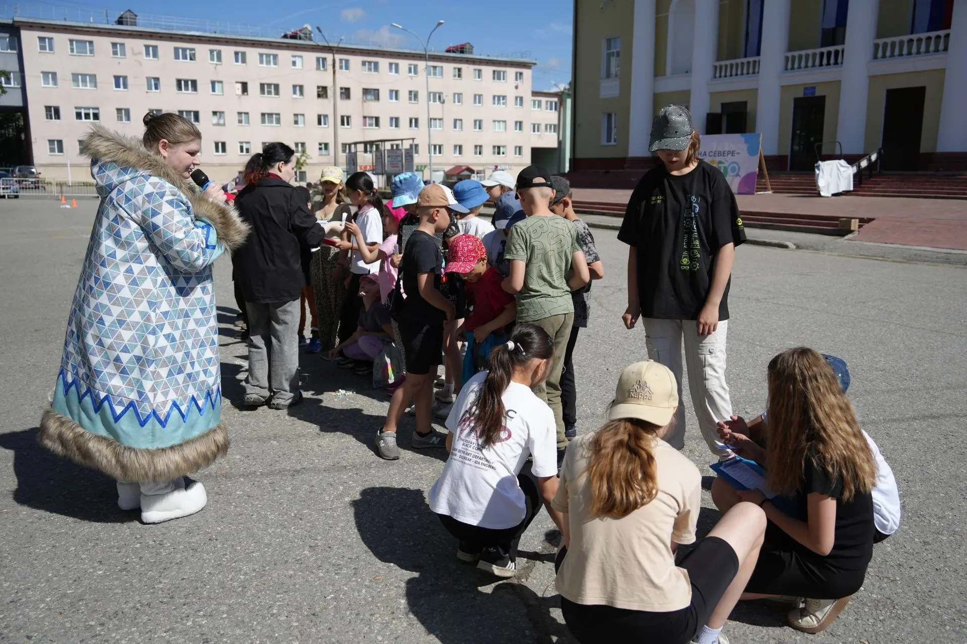 11 июня на площади ДК «Металлург» прошла увлекательная квест-игра «Путешествие по родному краю», пос