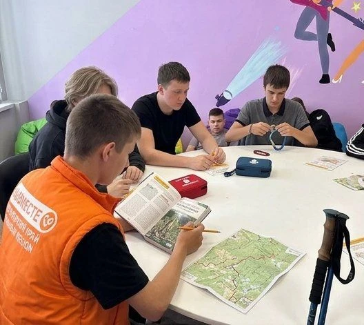 В Новокубанском молодёжном центре прошло очередное практическое занятие туристского клуба! 🔥Ребята 