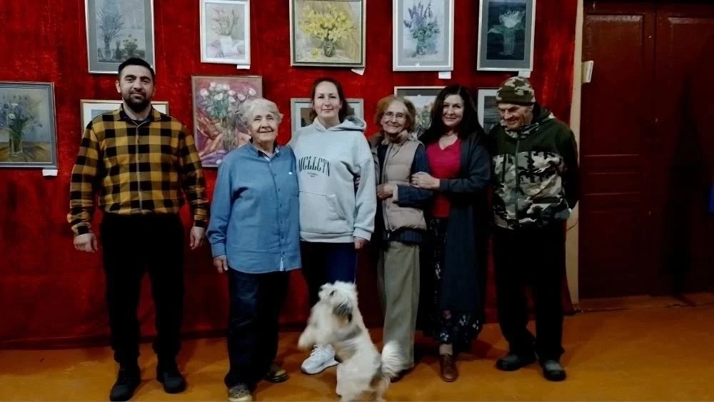 🎨 «Краски ушедшего лета»: выставка открывается в Шишковском сельском клубе! 😍