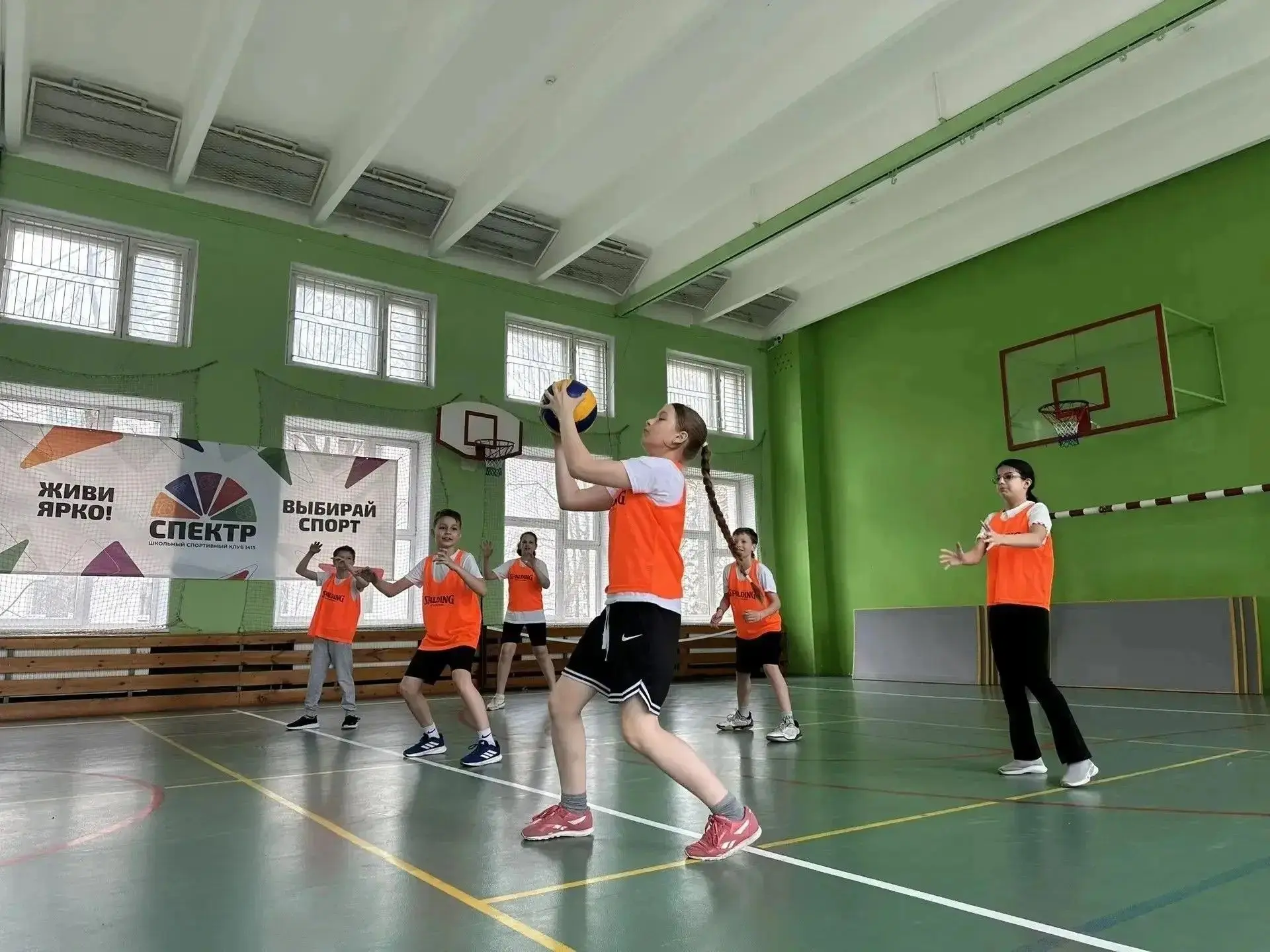 🏐 Первенство школы по пионерболу среди 5-х классов! 🏐  🔥 В учебных корпусах школы №1413 прошли захва