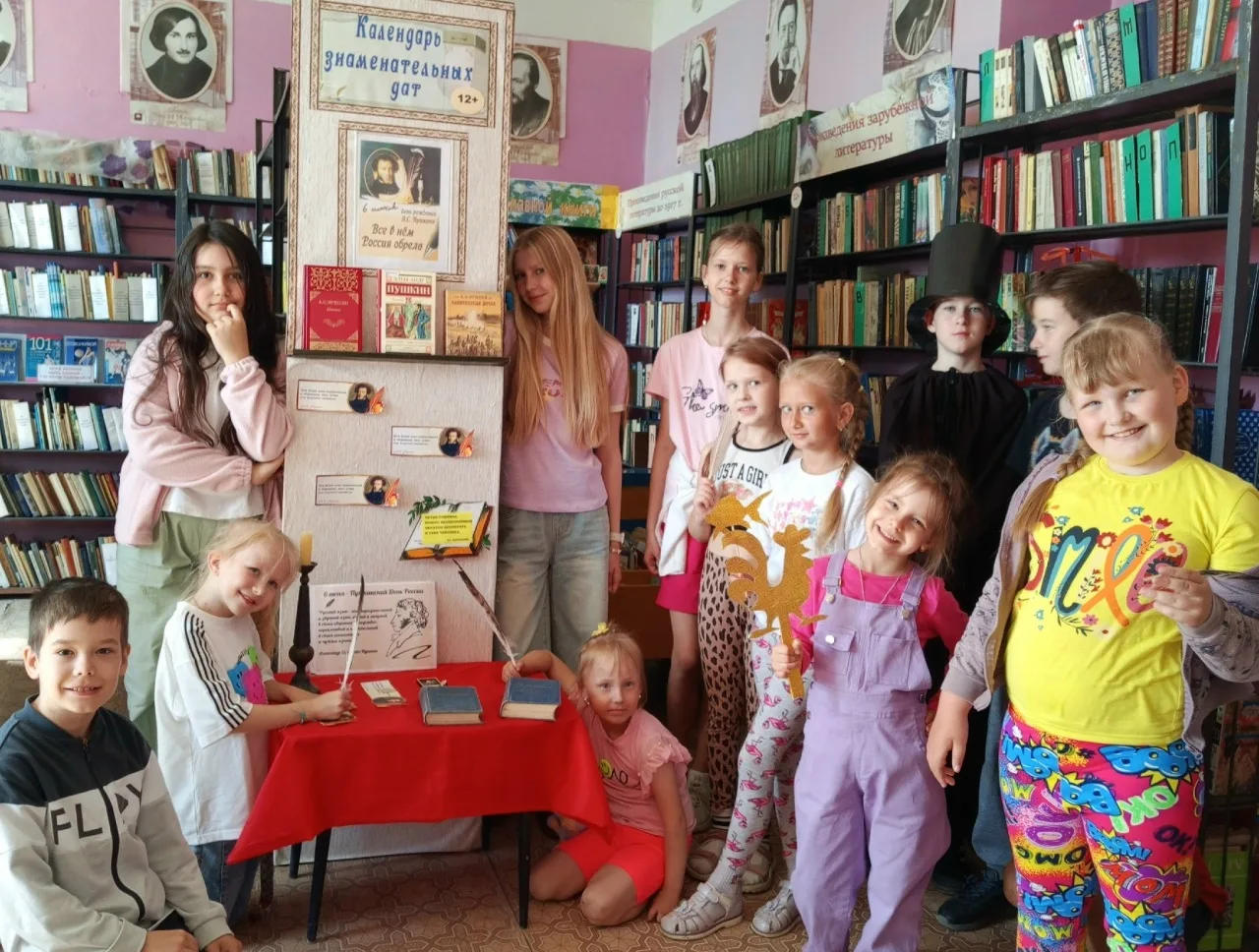 Друзья, вы когда-нибудь видели, как золотая рыбка сама плывёт в руки, а белка прямо в б...