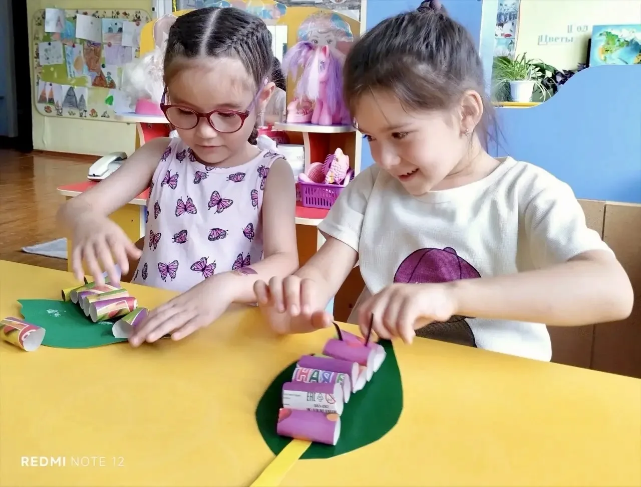 ☀️Сегодня прогулка в группе №10 превратилась в настоящее научное приключение, вызвав у ...