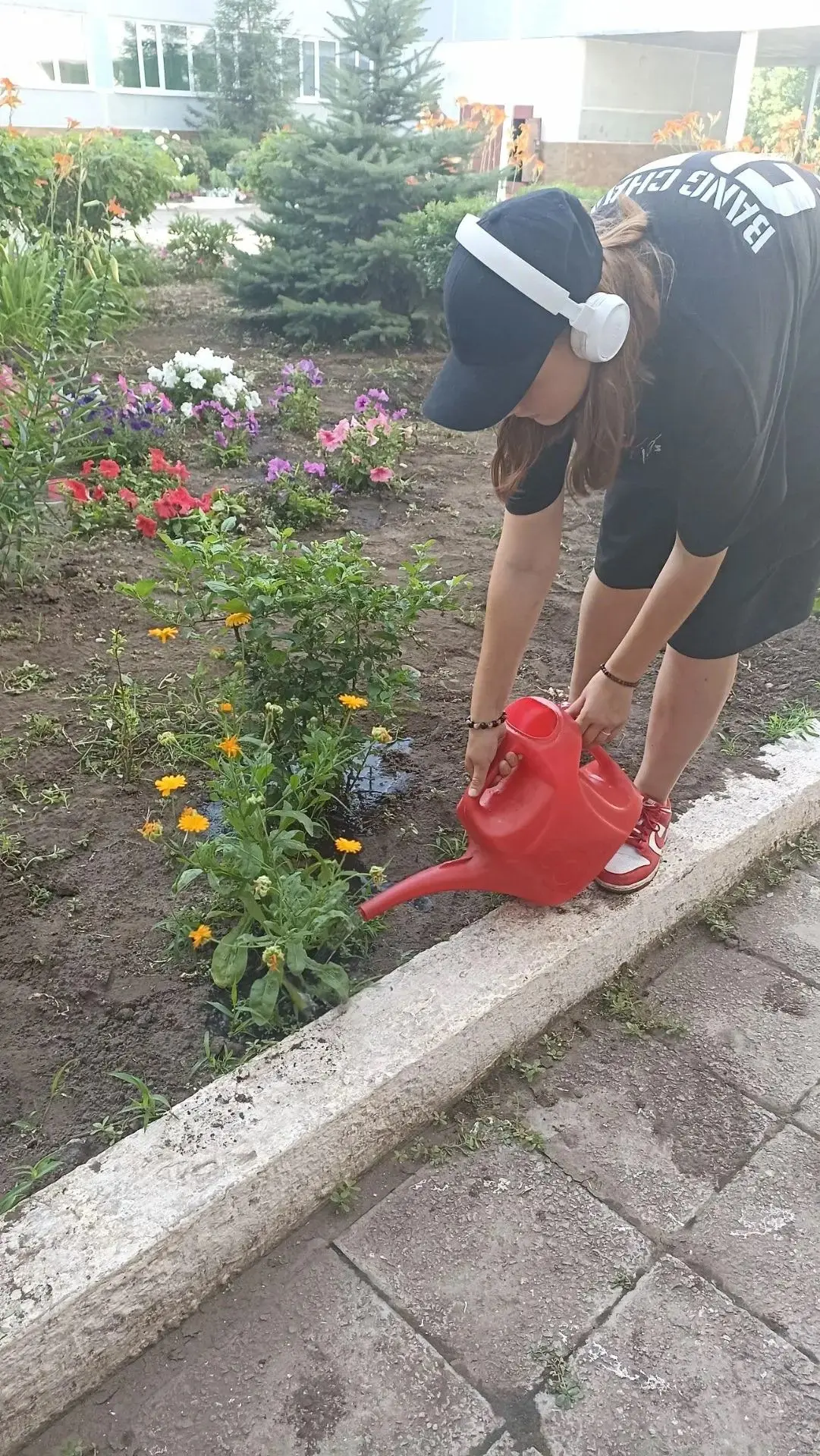 🌞 Половина каникул позади!  

Ребята из 7а многое успели за это чудесное время: получили яркие впеч