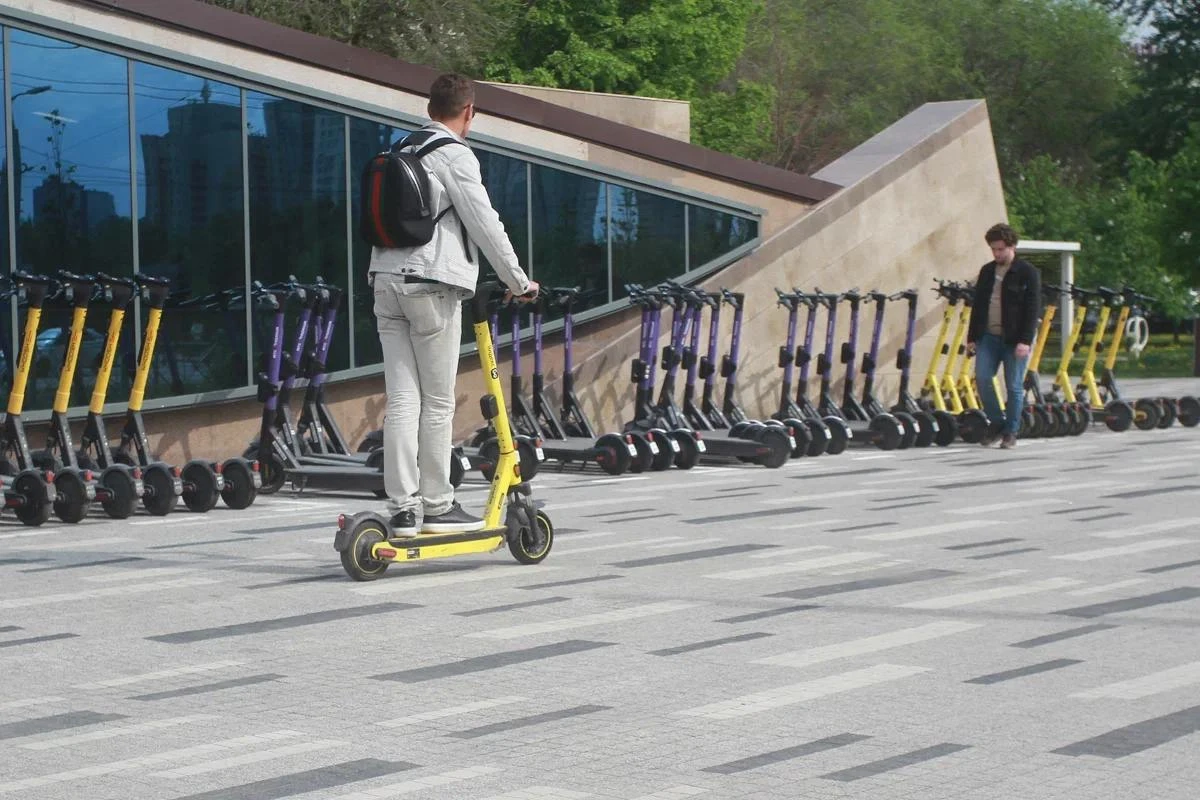 🛴 В Нижнекамске хотят полностью запретить прокат электросамокатов