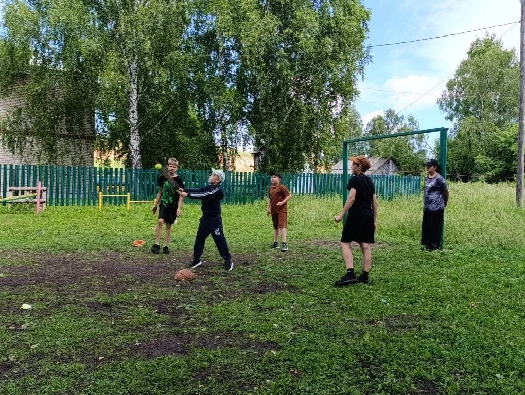 ✏ В  лагере дневного пребывания при школе продолжаются насыщенные, интересные и познавательные дни л
