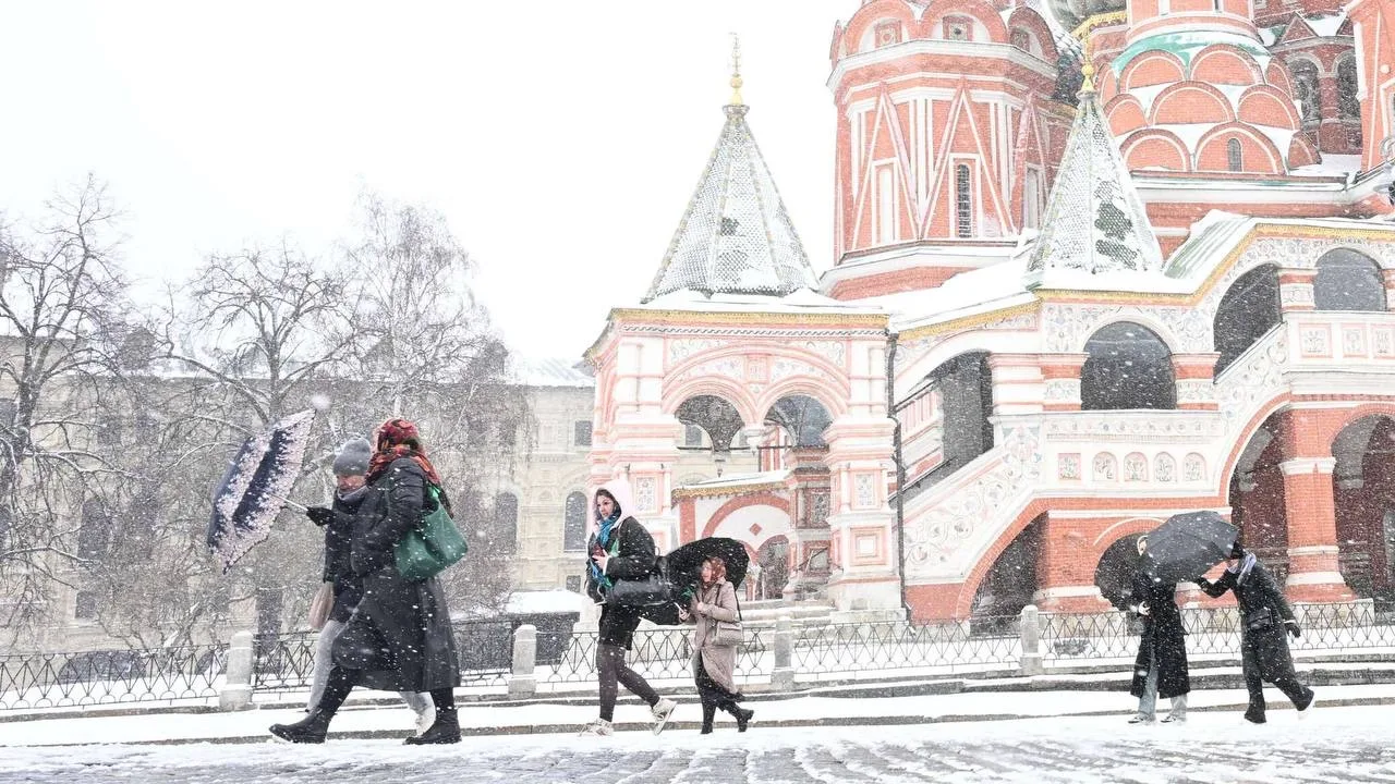 ⚡️ Метель, снег и ливни накроют Москву уже завтра