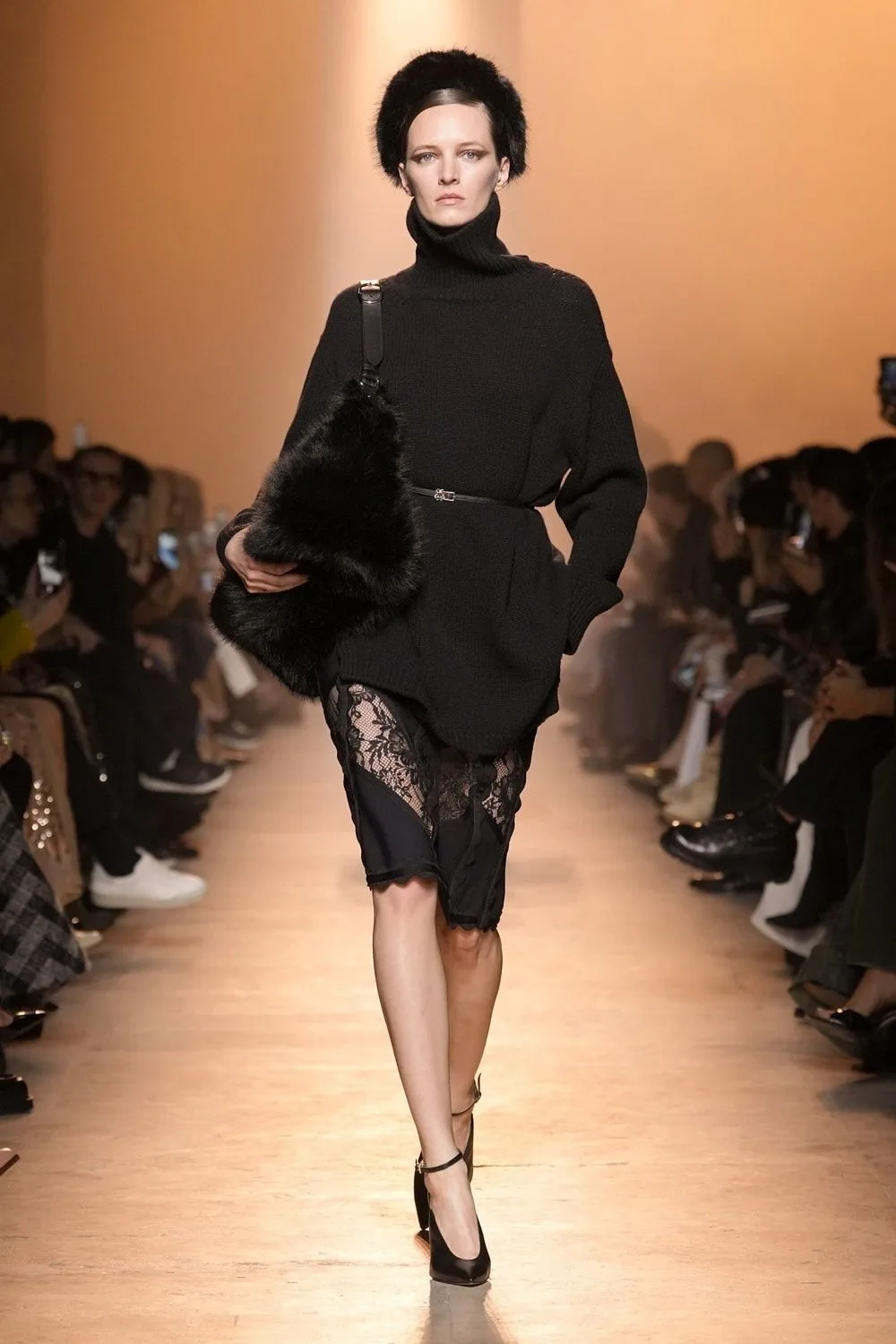 Высокая мода  Elie Saab, Fall-Winter 2026/27.