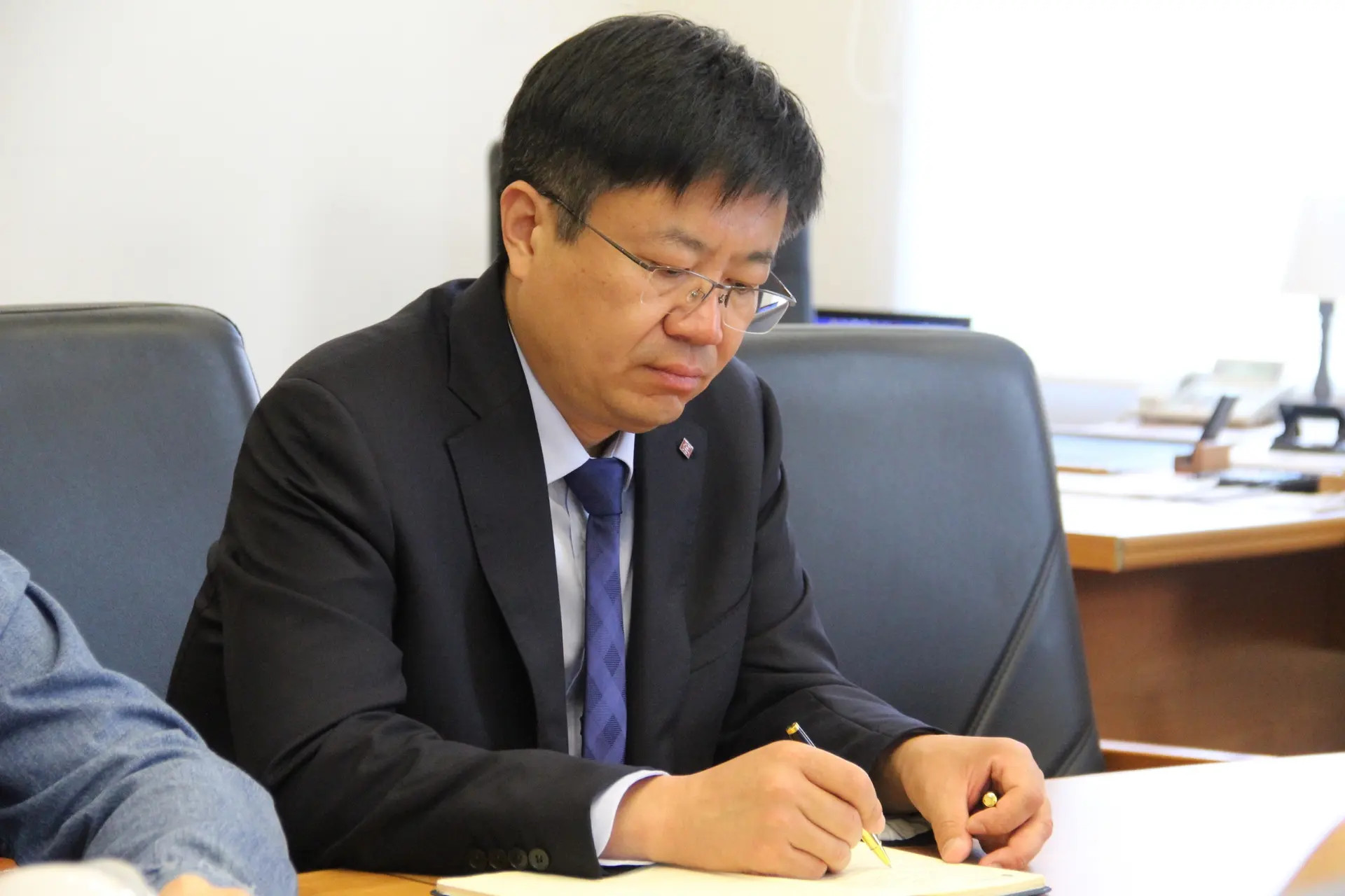 Сегодня наш вуз посетили представители Китайской Народной Республики 🇷🇺🤝🇨🇳   Состоялась рабочая встр