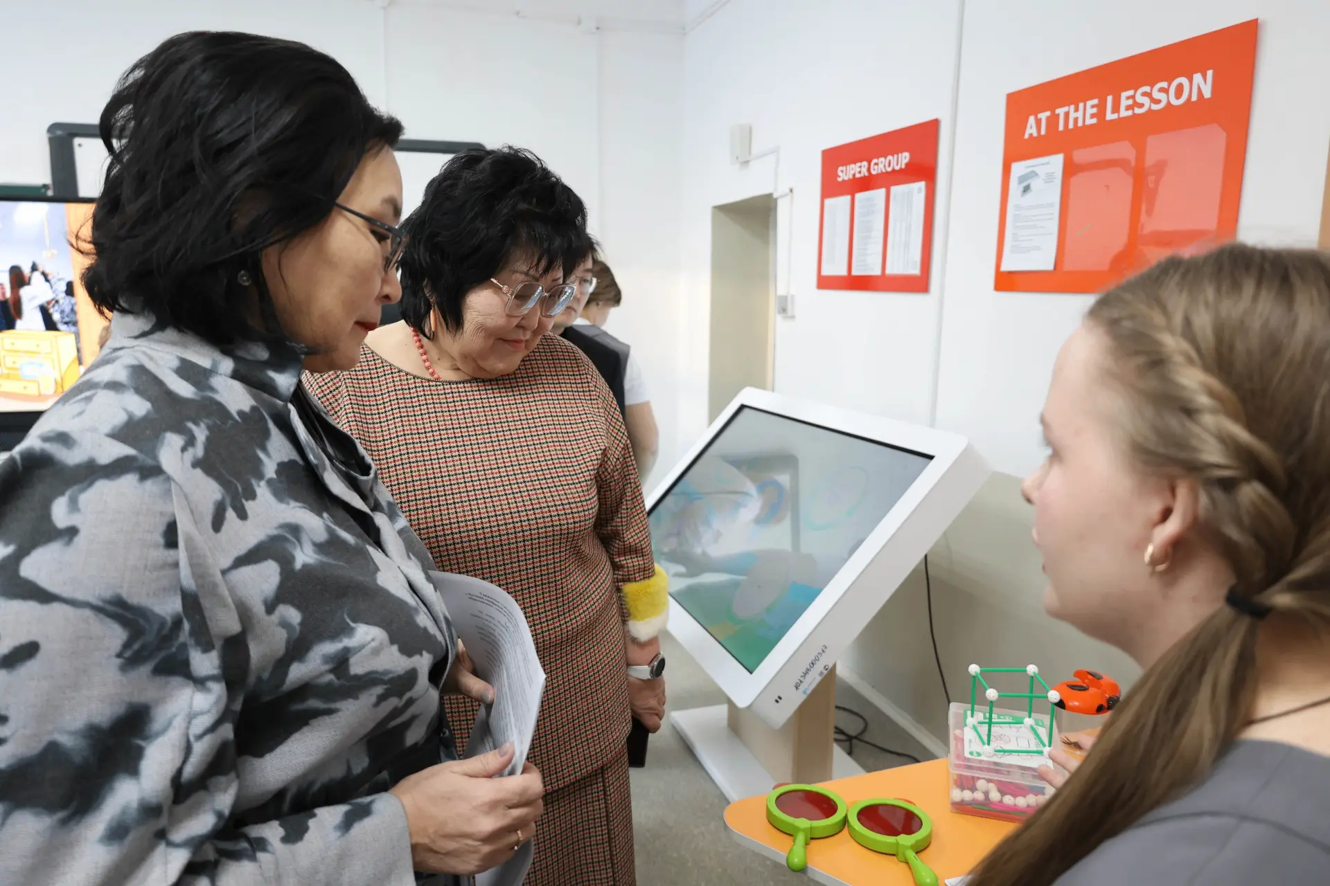 В наше время цифровизация стала одной ключевых компетенции современного педагога. Именно владение ци