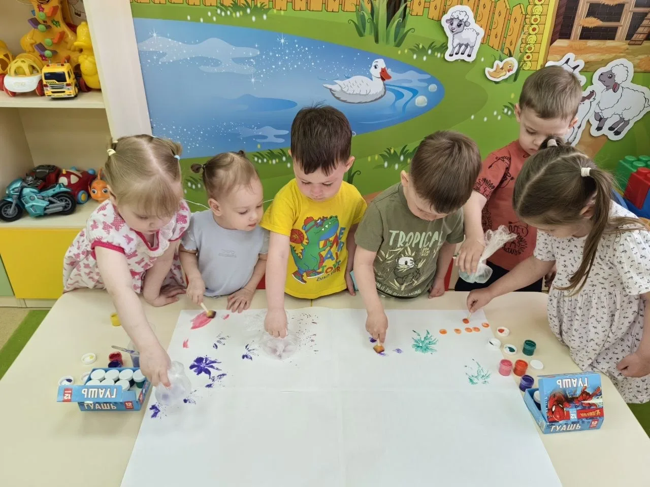 В День Победы от всего детского сердца говорим: «Спасибо!» За мир, за солнце, за счастл...