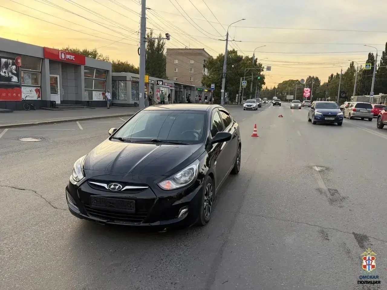 В Омске на улице Красный Путь в результате ДТП тяжело пострадал несовершеннолетний вело...
