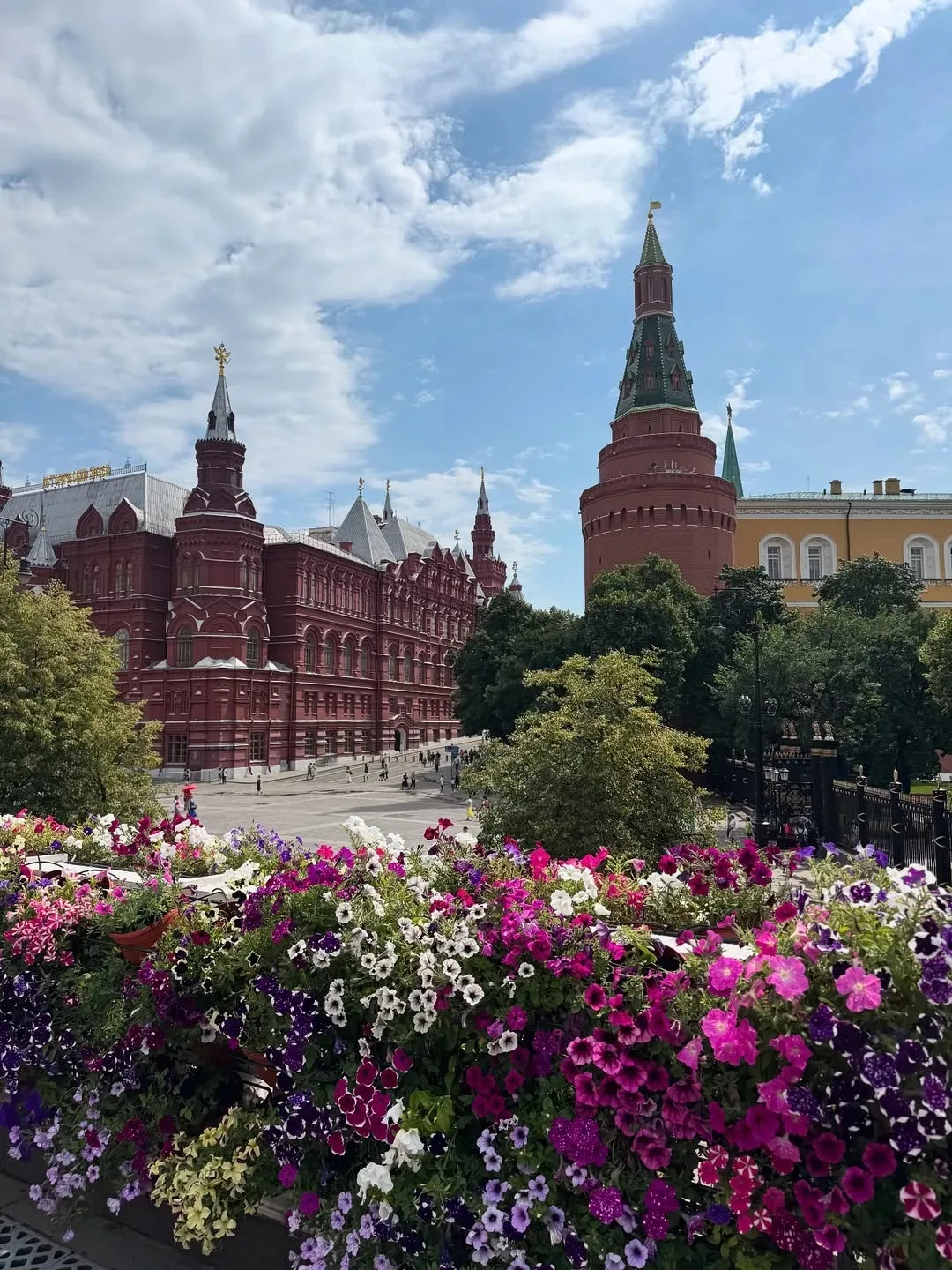 🌃 МОСКВА ЗА 2 ДНЯ: от аттракционов до Кремля! 🌃

🗓 24-27 ИЮЛЯ
Внимание! Осталось совсем немного м