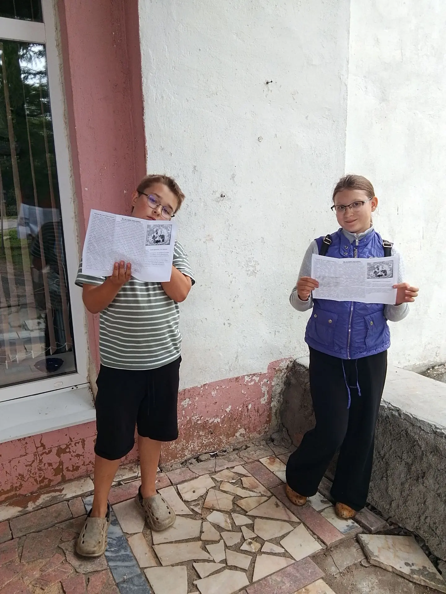 В День семьи, любви и верности работники Дома культуры провели  акцию — всем желающим р...